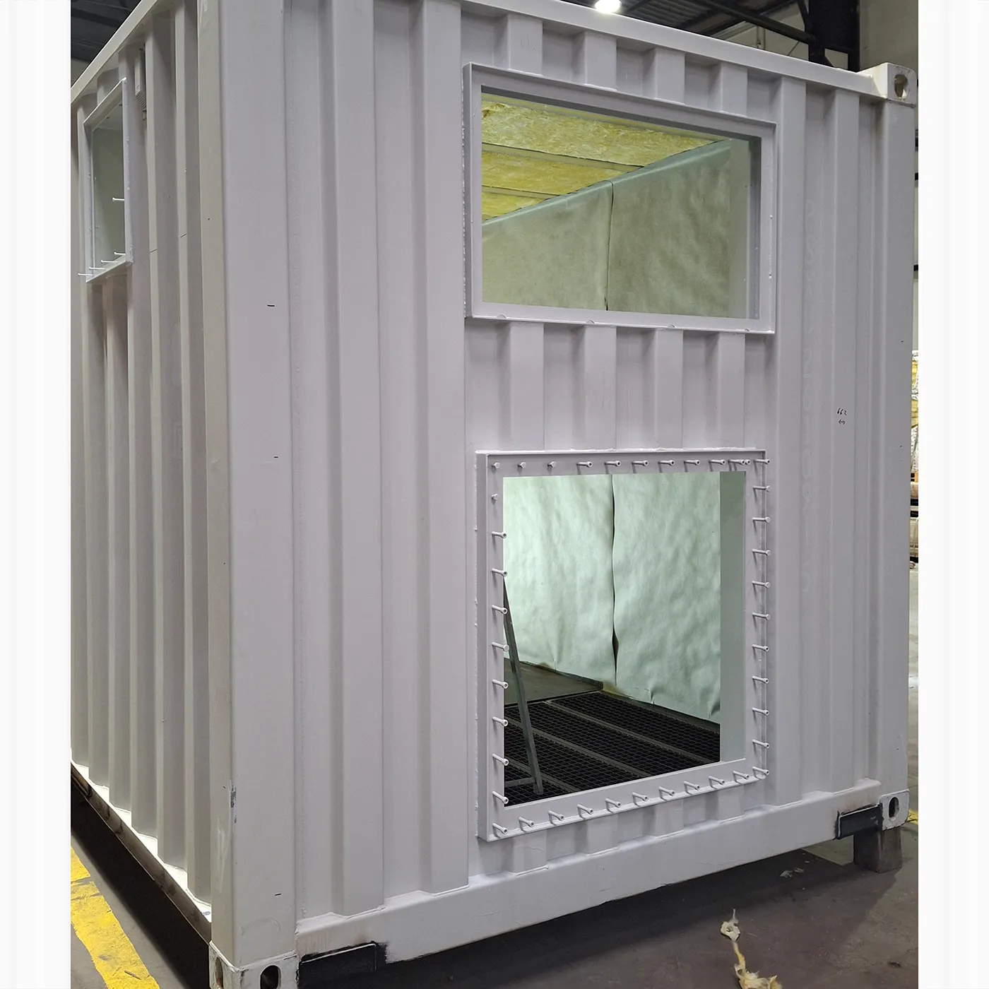 Container Sonderbau Fensterausschnitte