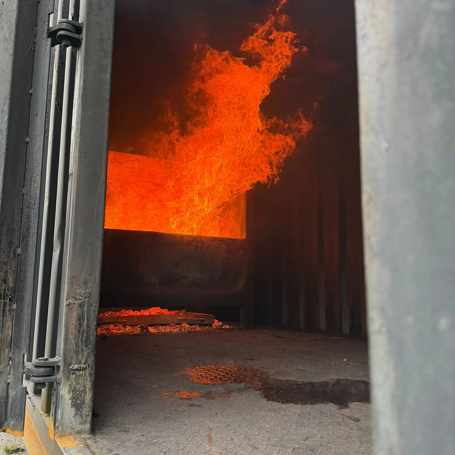 Brandsimulationsanlage im Container, Feuerwehrausbildung, Containersonderbau