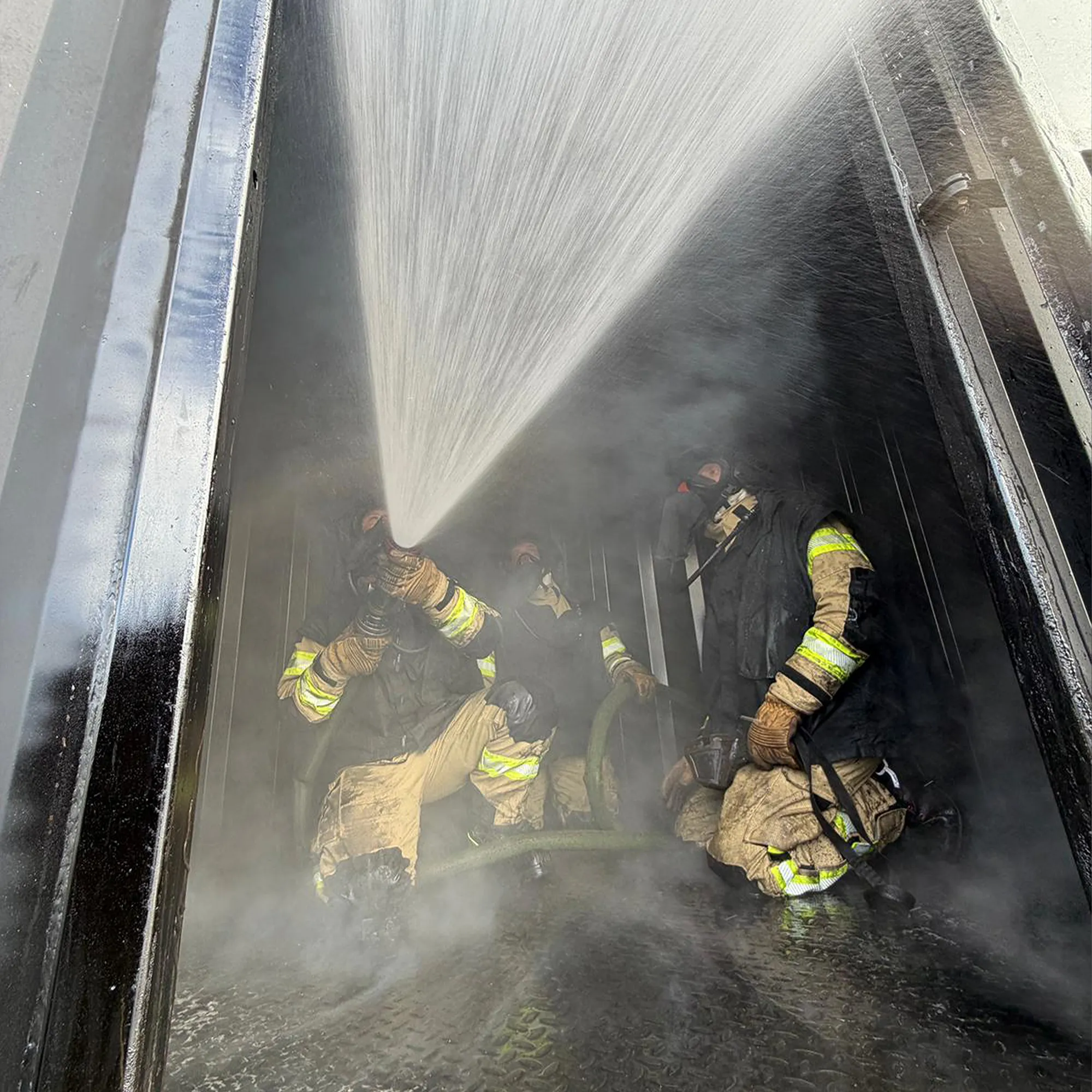 Brandsimulationsanlage im Container, Feuerwehrausbildung