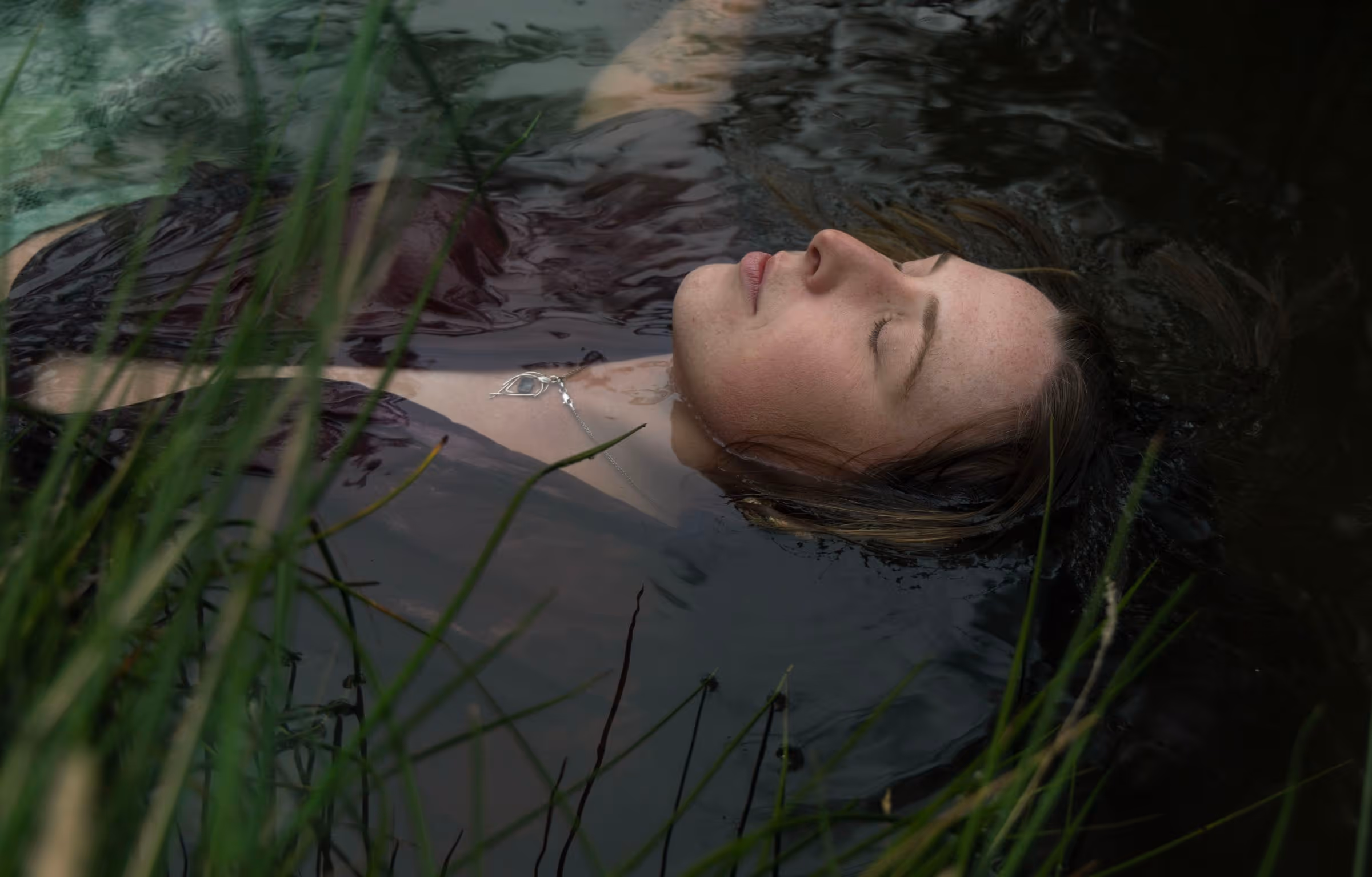 Hushed Currents; exploring water and femininity on misty days in the mountains