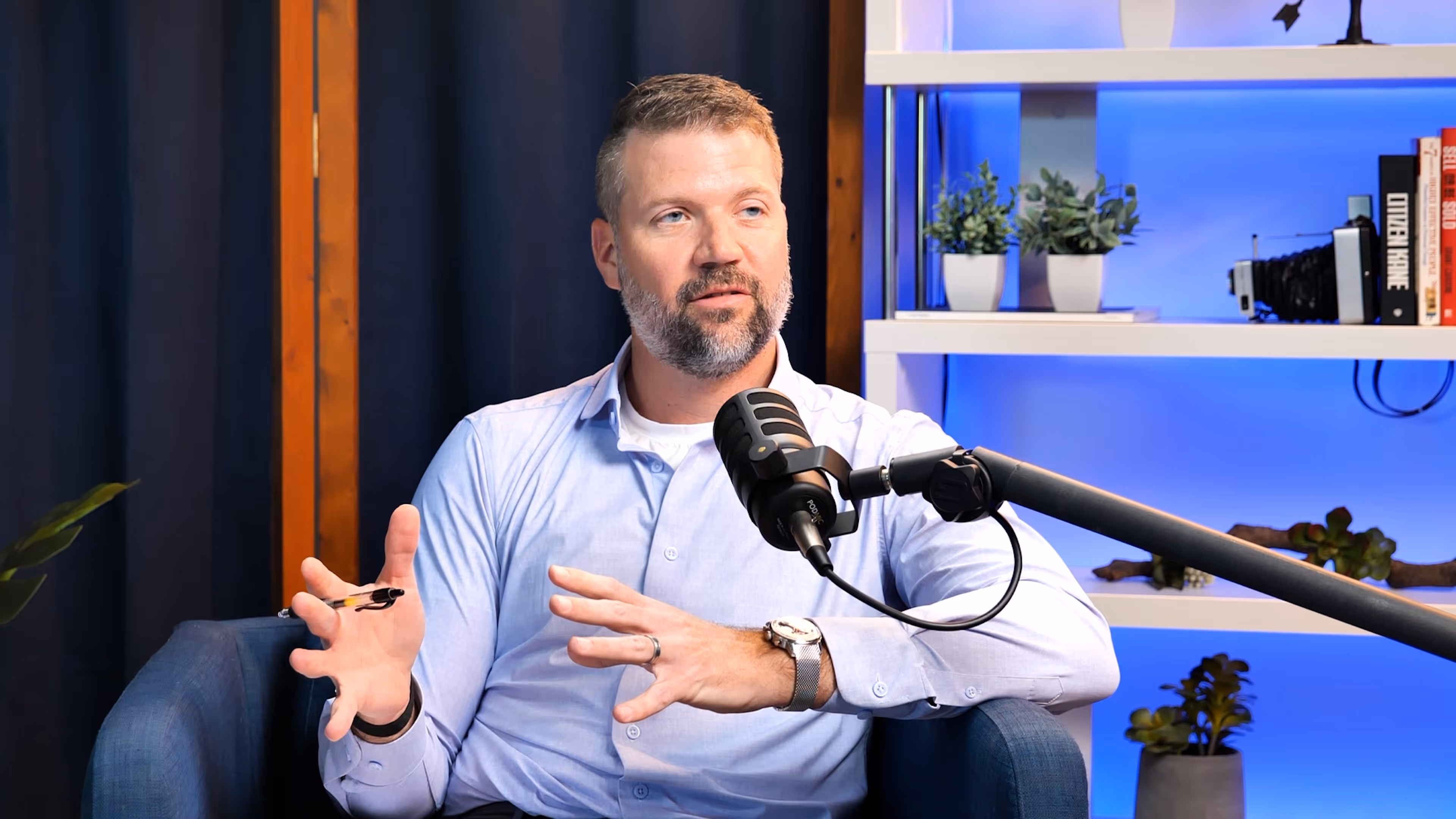 Dr. Brandon Crawford talking with Del Bigtree on The Longevity Formula podcast.