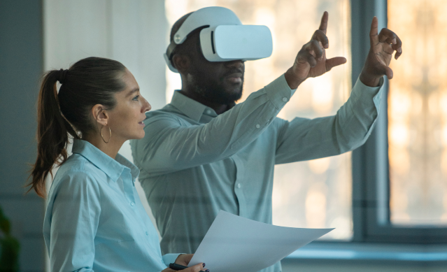 VR & AR Training Experience Design