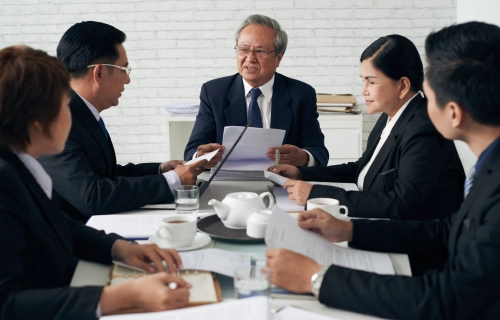 Strategic Sourcing & Contract Negotiation