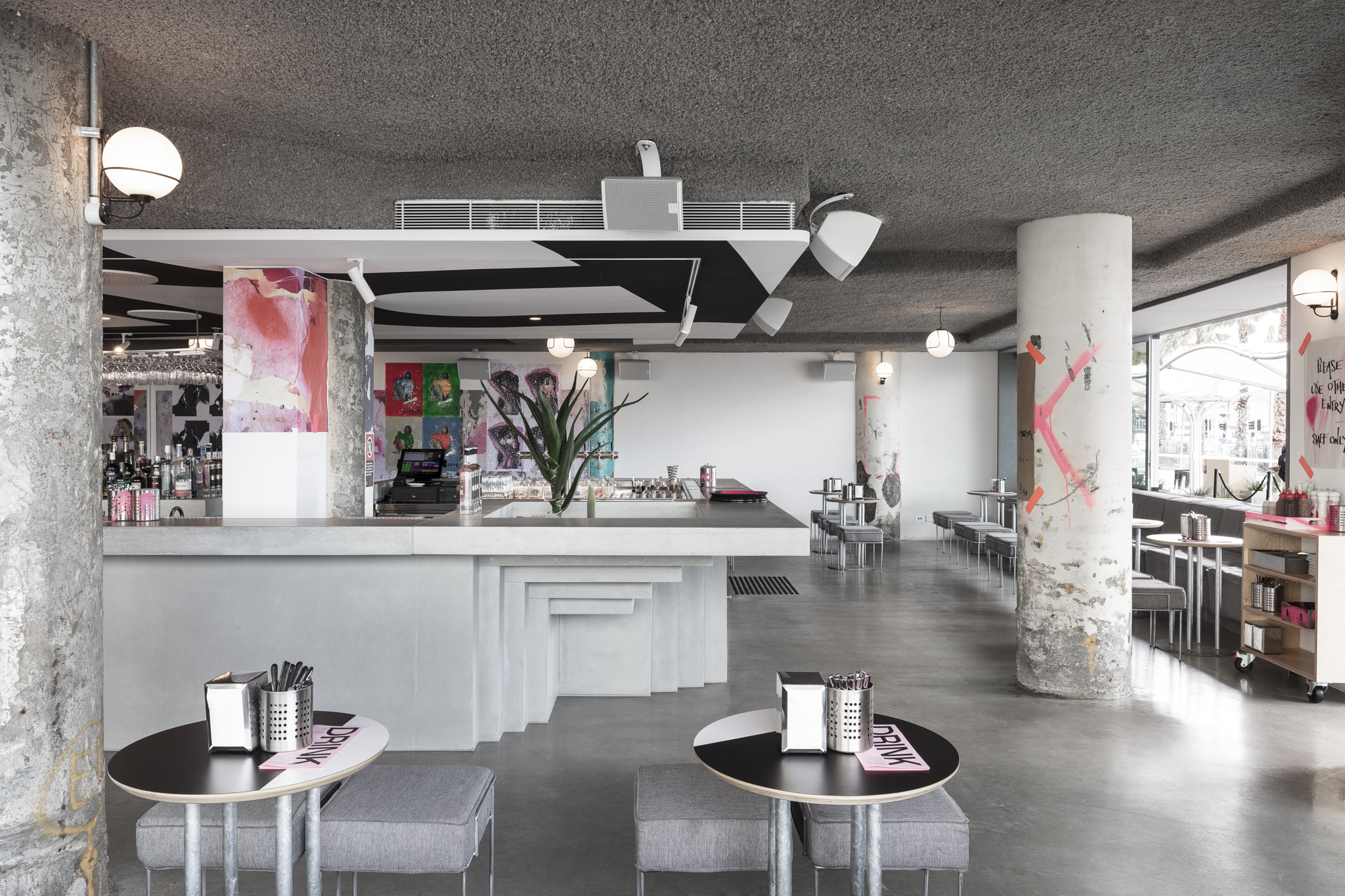 Bondi Beach Public Bar