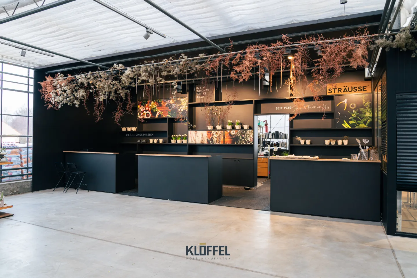 Blumenladen, Theke Schreinerei, Klöffel, Thundorf