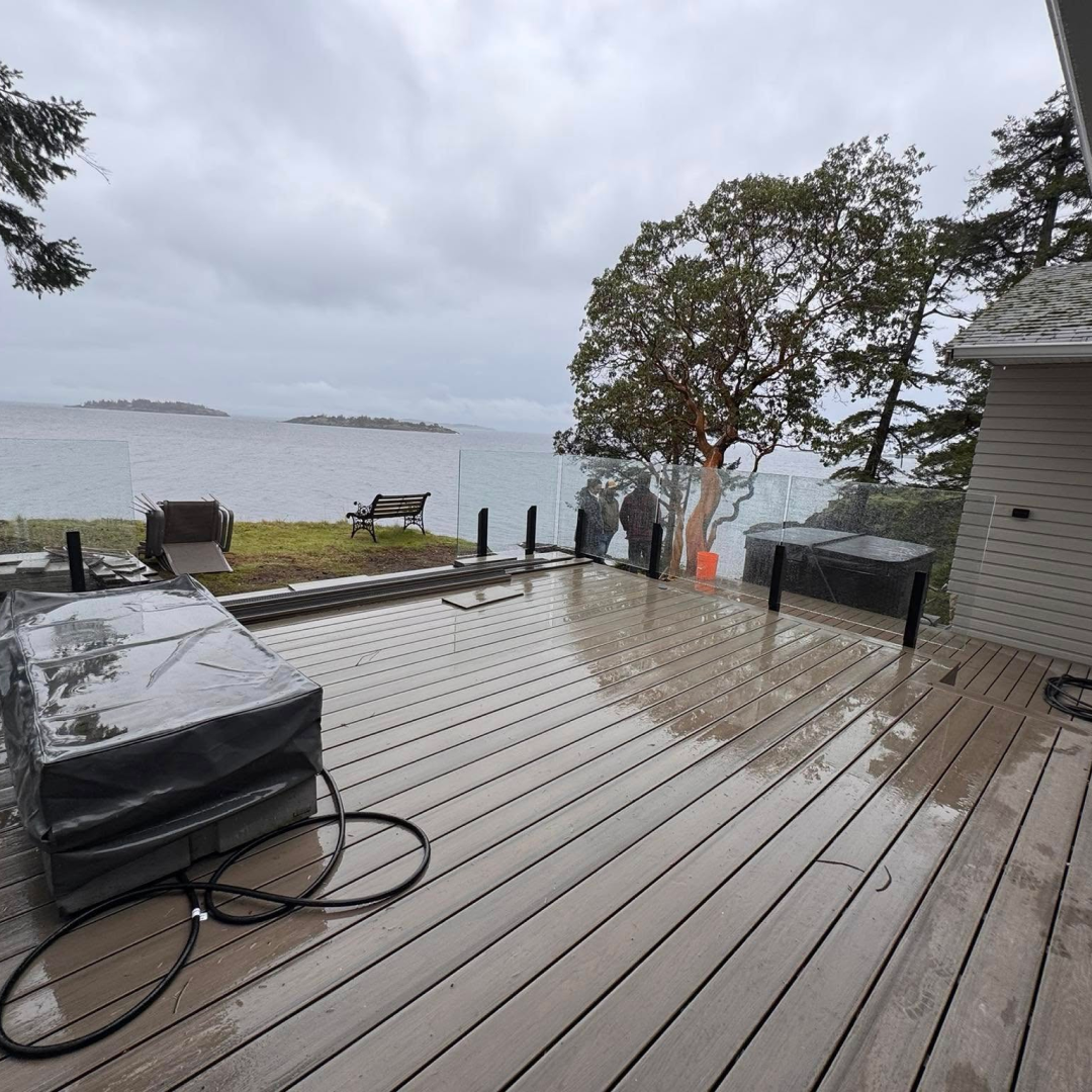 Frameless glass railings Nanaimo