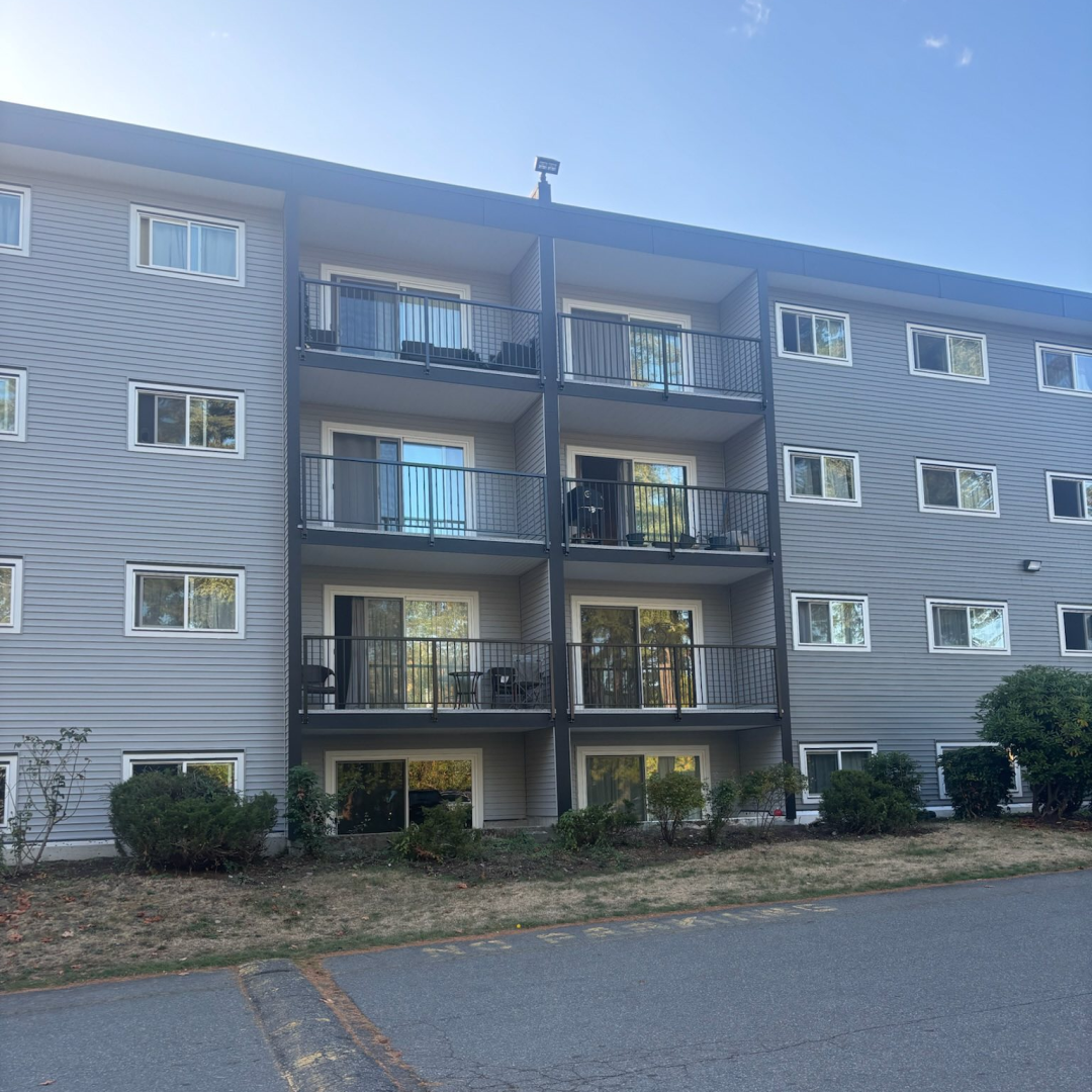 Multi-Family Duradek Installer