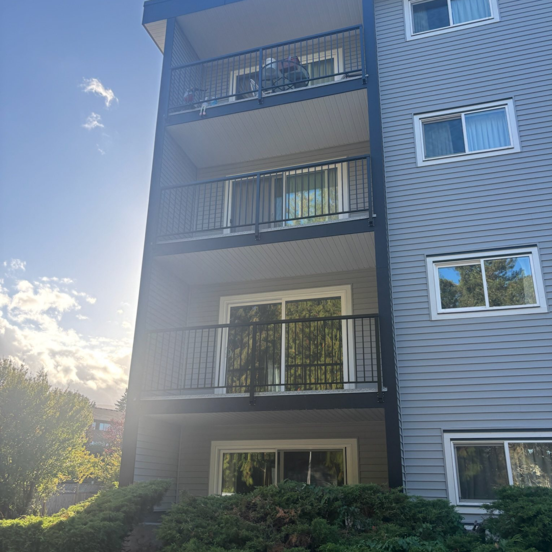 Commercial Railing Installer