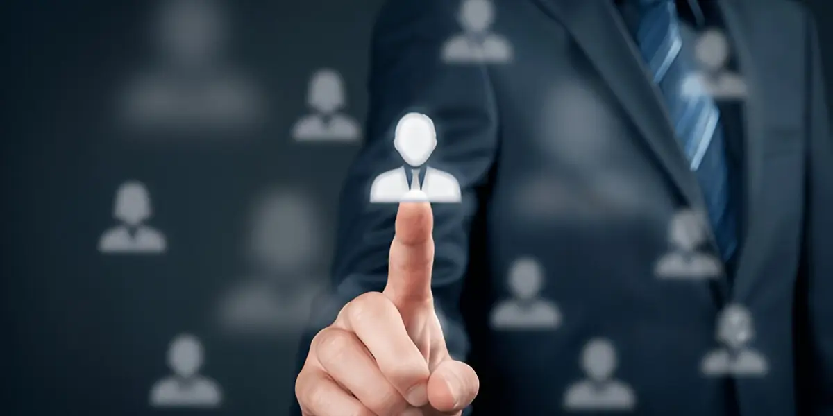 Top 15 HR Manager Roles & Responsibilities for 2025