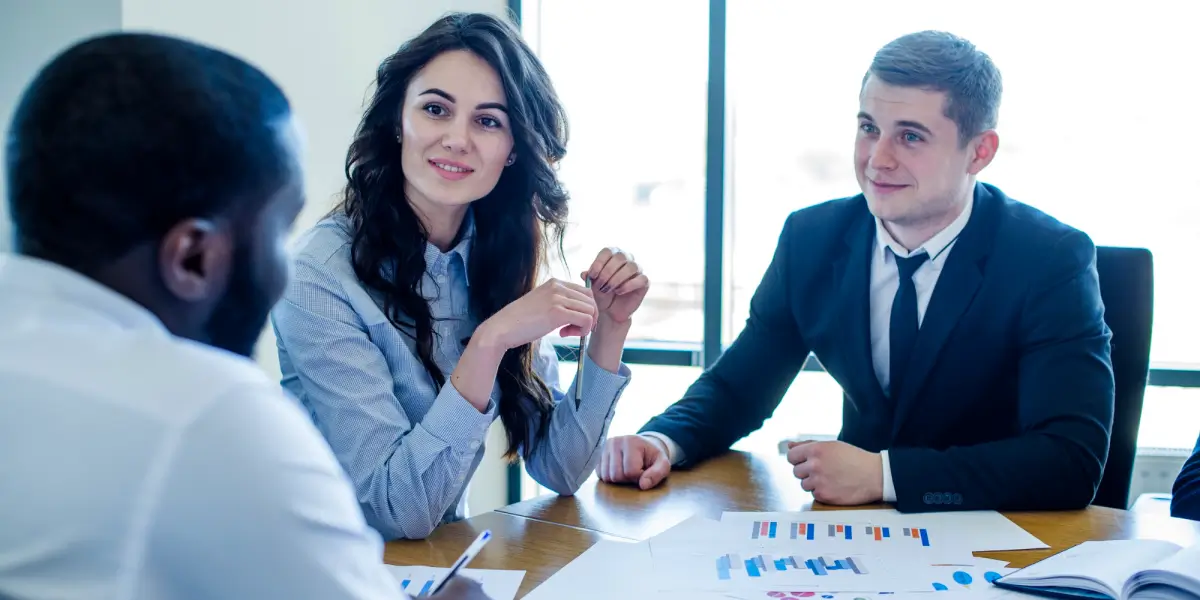 7 HR Analyst Skills That Make You Indispensable at Work