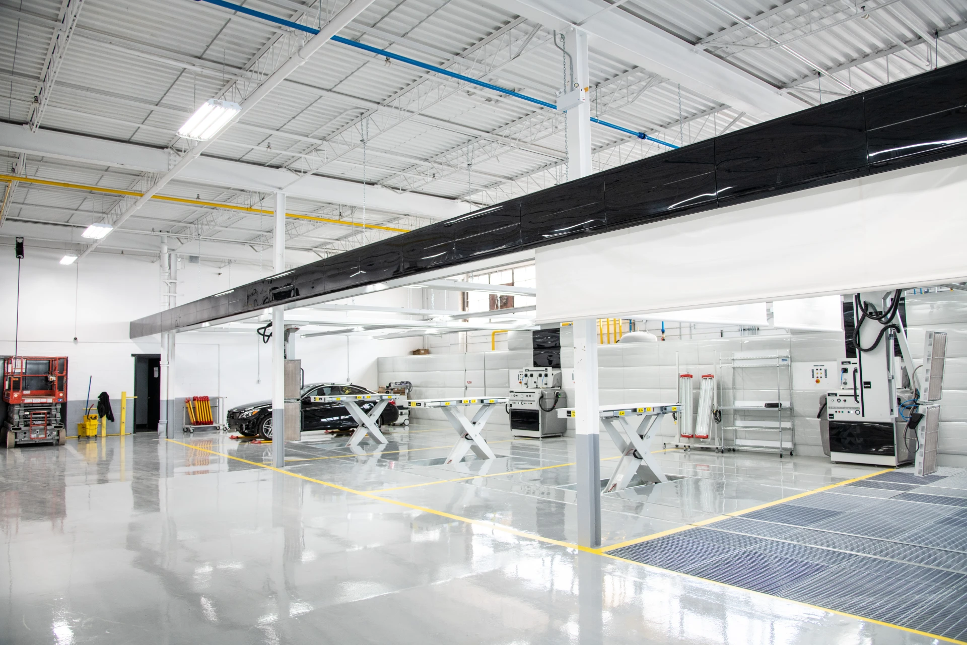 Inside the heavy‑truck and van repair facility