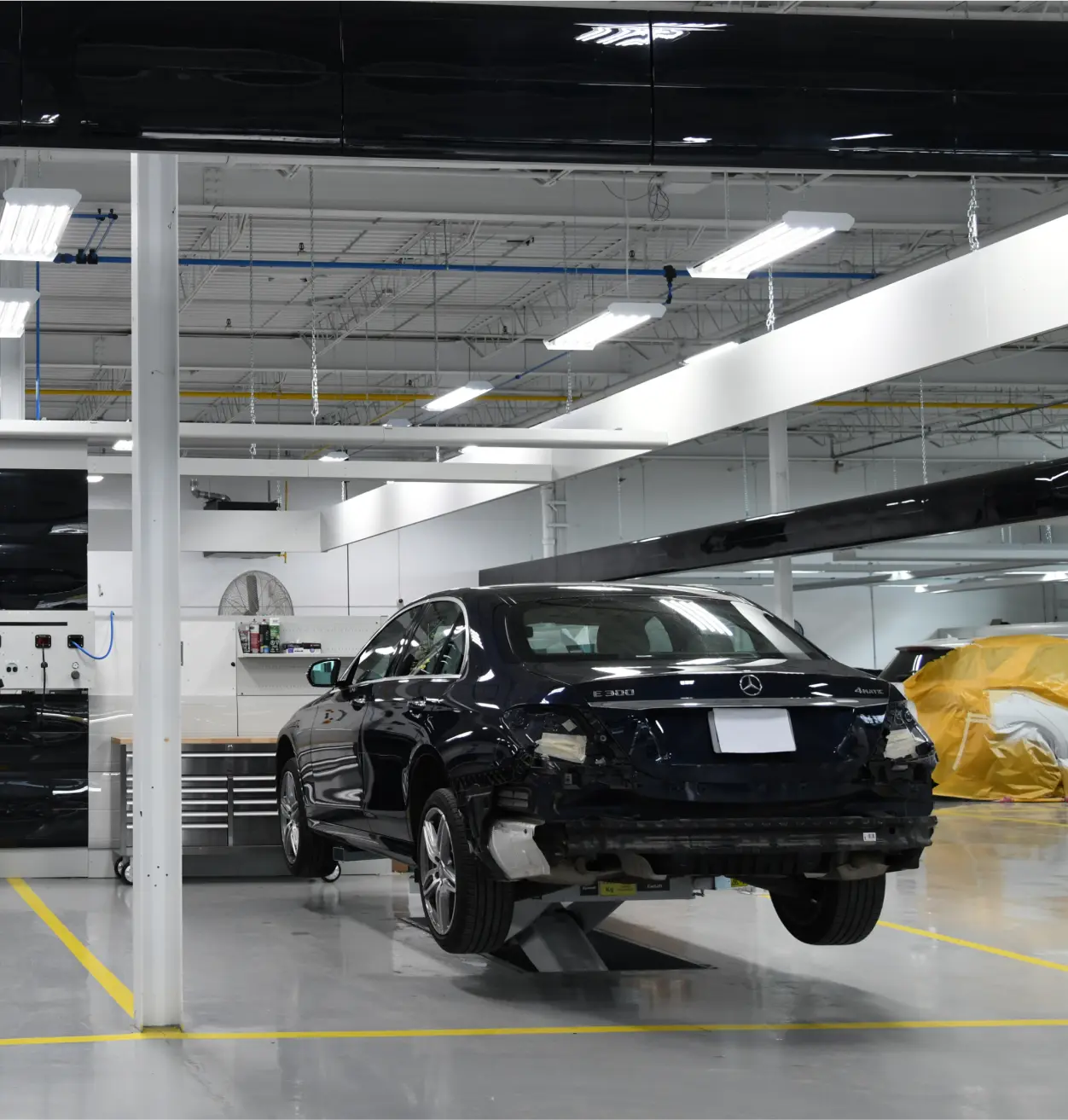 Mercedes-benz Windshield & Glass Repairs - CSN 427 Auto Collision