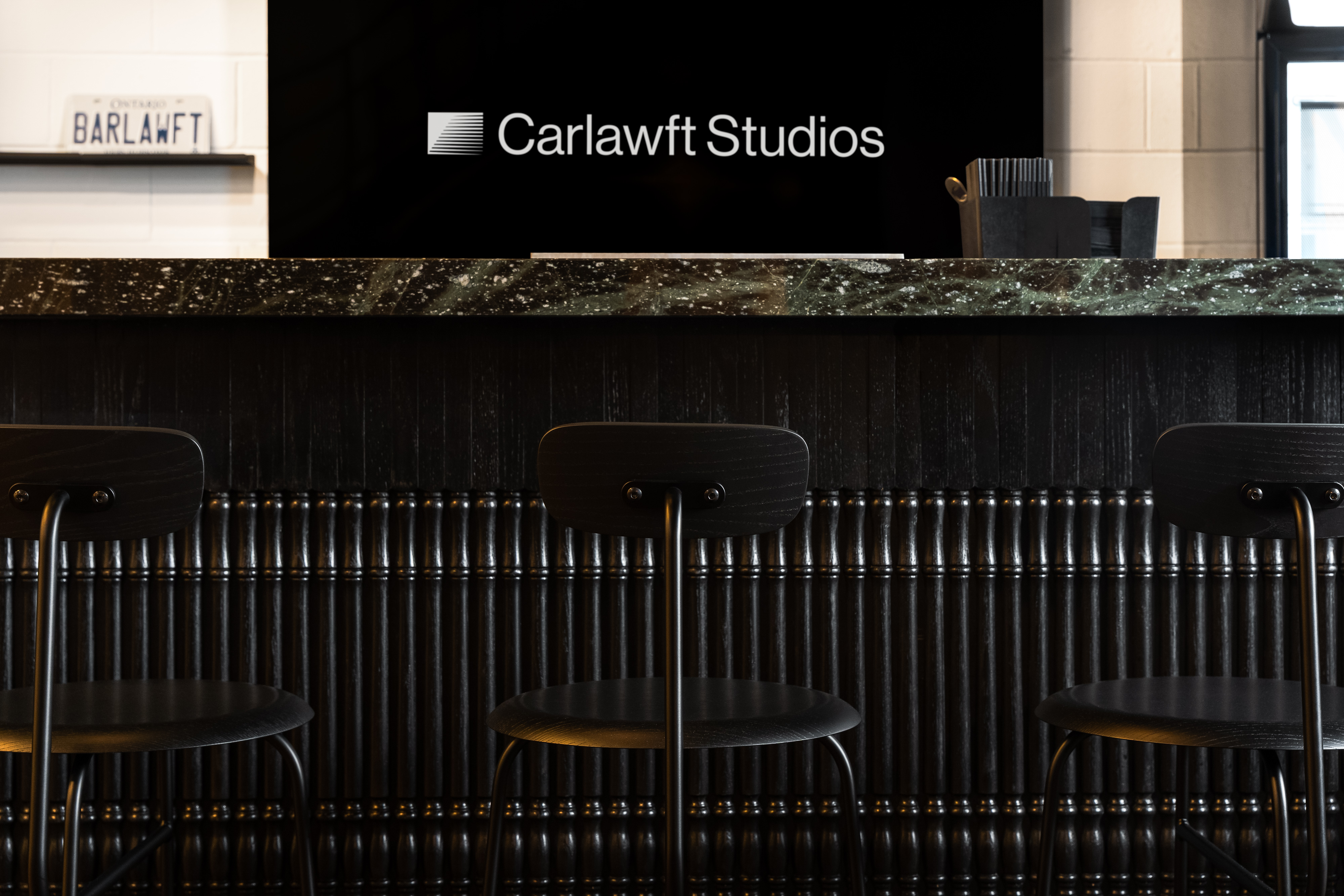 Bar area with seating