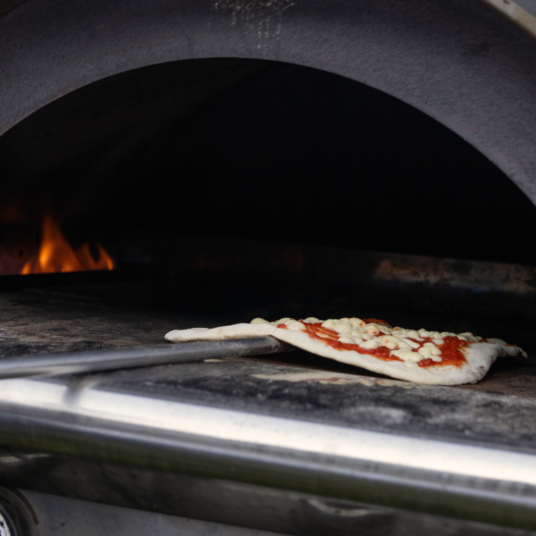 Pizzaofen auf unserer Sommerparty