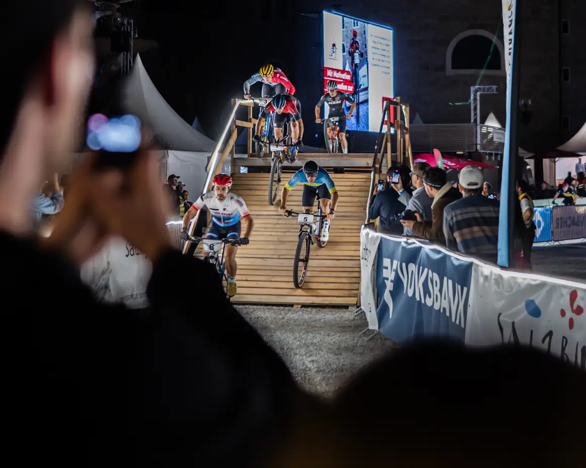Rennrad-Triumph für Putz und Holzer, österreichischer Fünffachsieg und spektakuläres MTB Night Race!