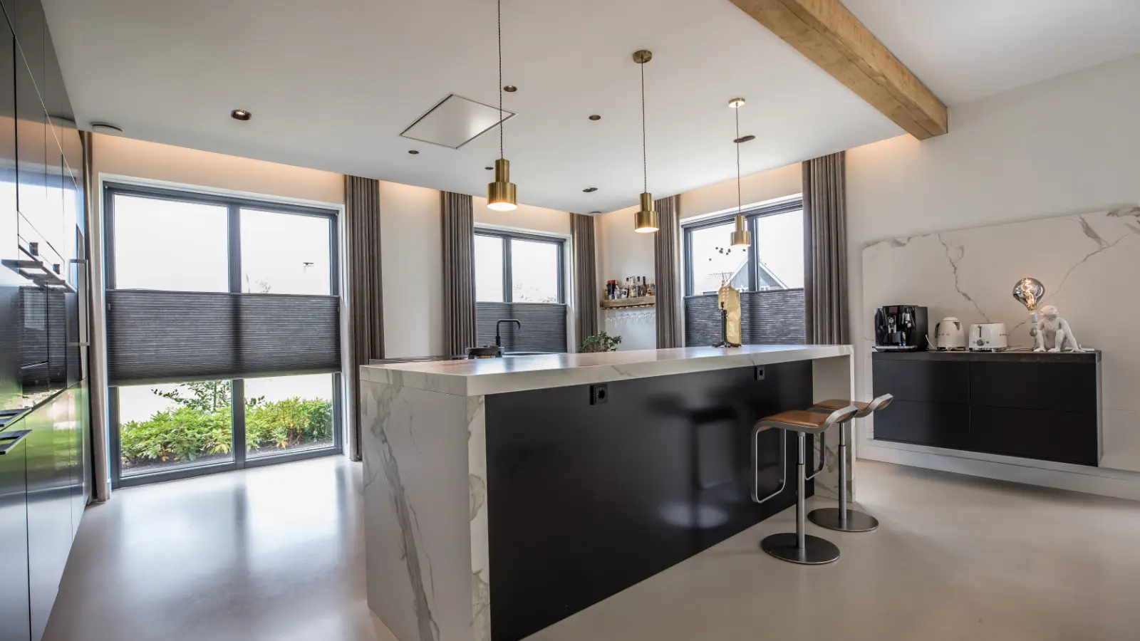 Keuken met kookeiland