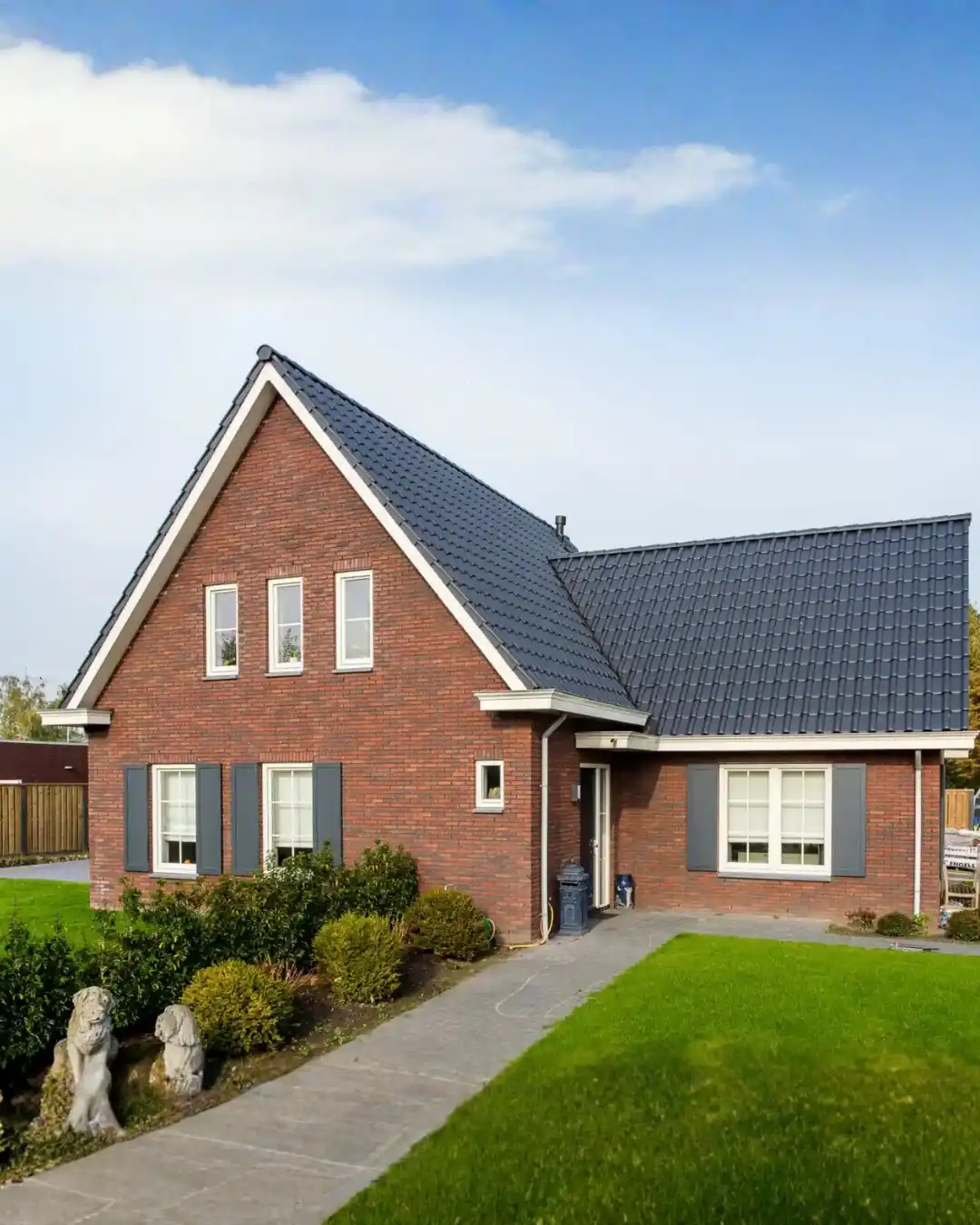 Eigentijdse gezinswoning met aanbouw