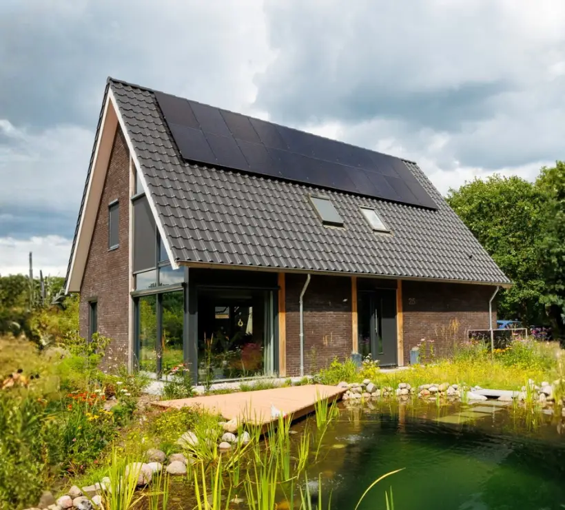 Vrijstaande schuurwoning met eiken balken