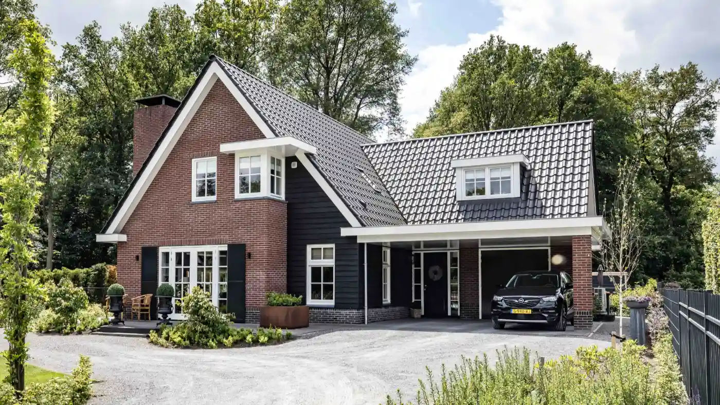 Vrijstaande woning met eigentijdse bouwstijl