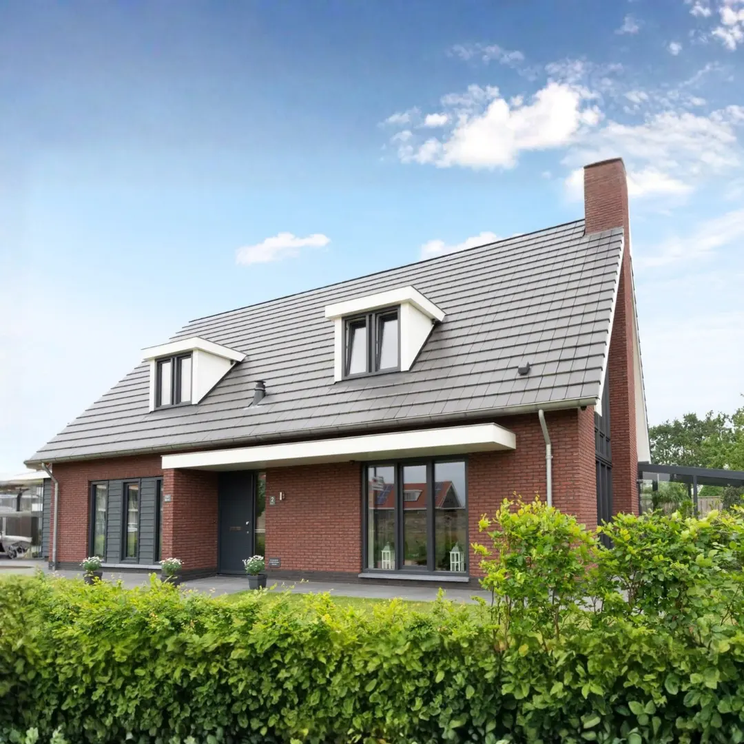 Vrijstaande eigentijdse woning met twee dakkapellen