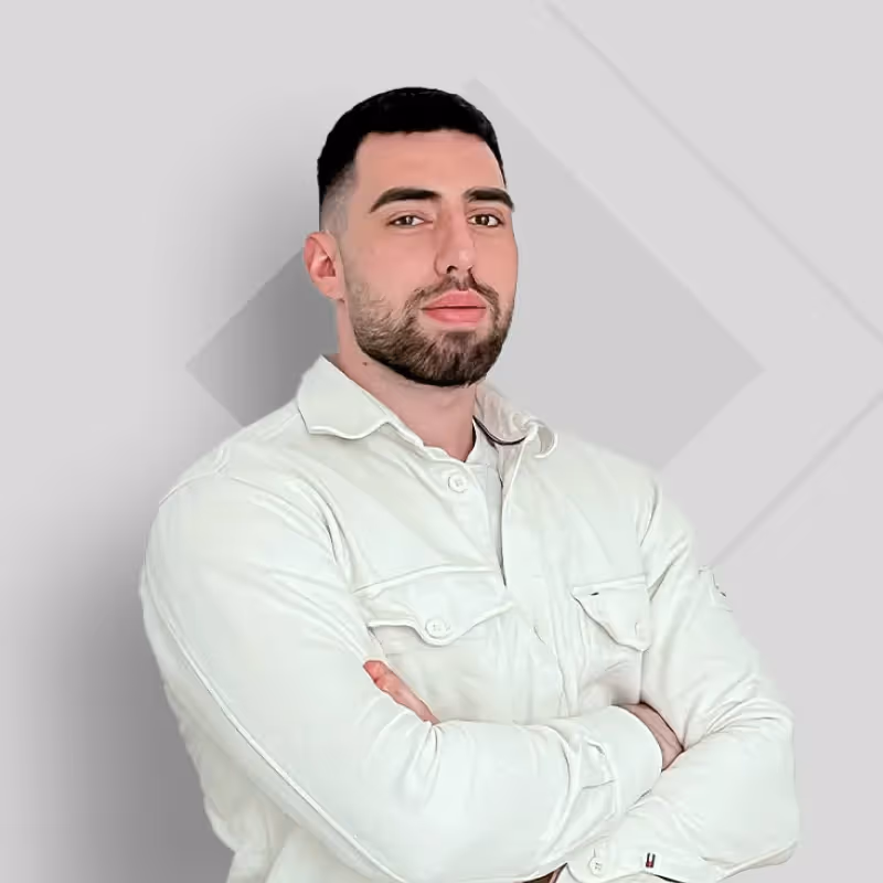 Photo of Plamen Polimenov with crossed arms