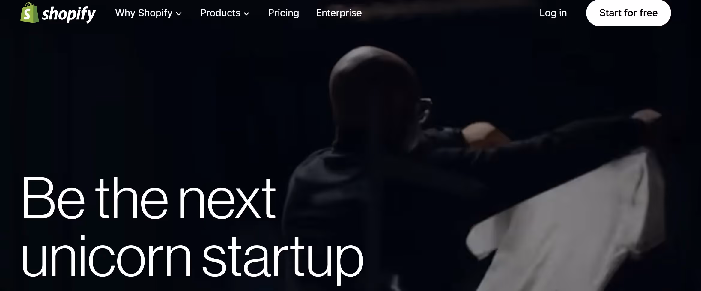 Shopify homepage promoting its ecommerce platform as a powerful WordPress alternative for online stores.