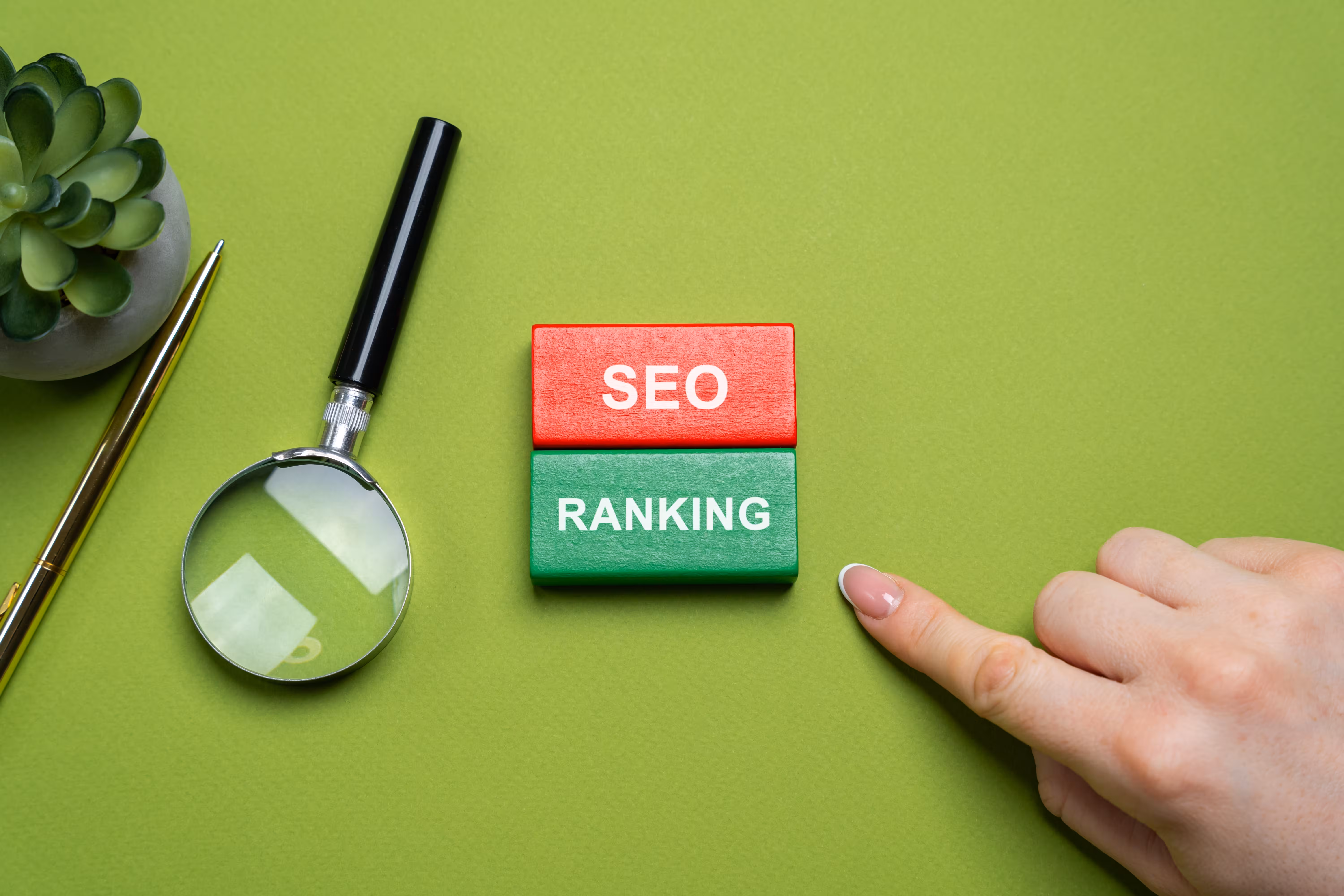 Divi vs Webflow SEO Comparison