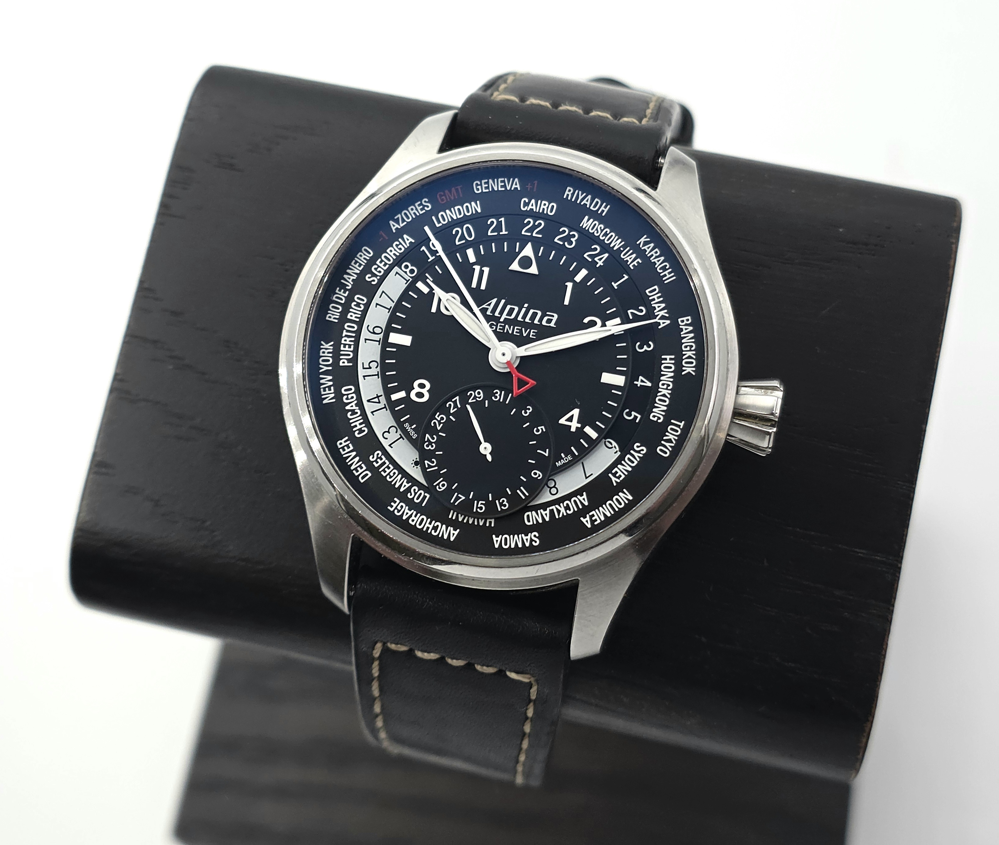 Alpina Startimer Pilot Manufacture Worldtimer 44mm