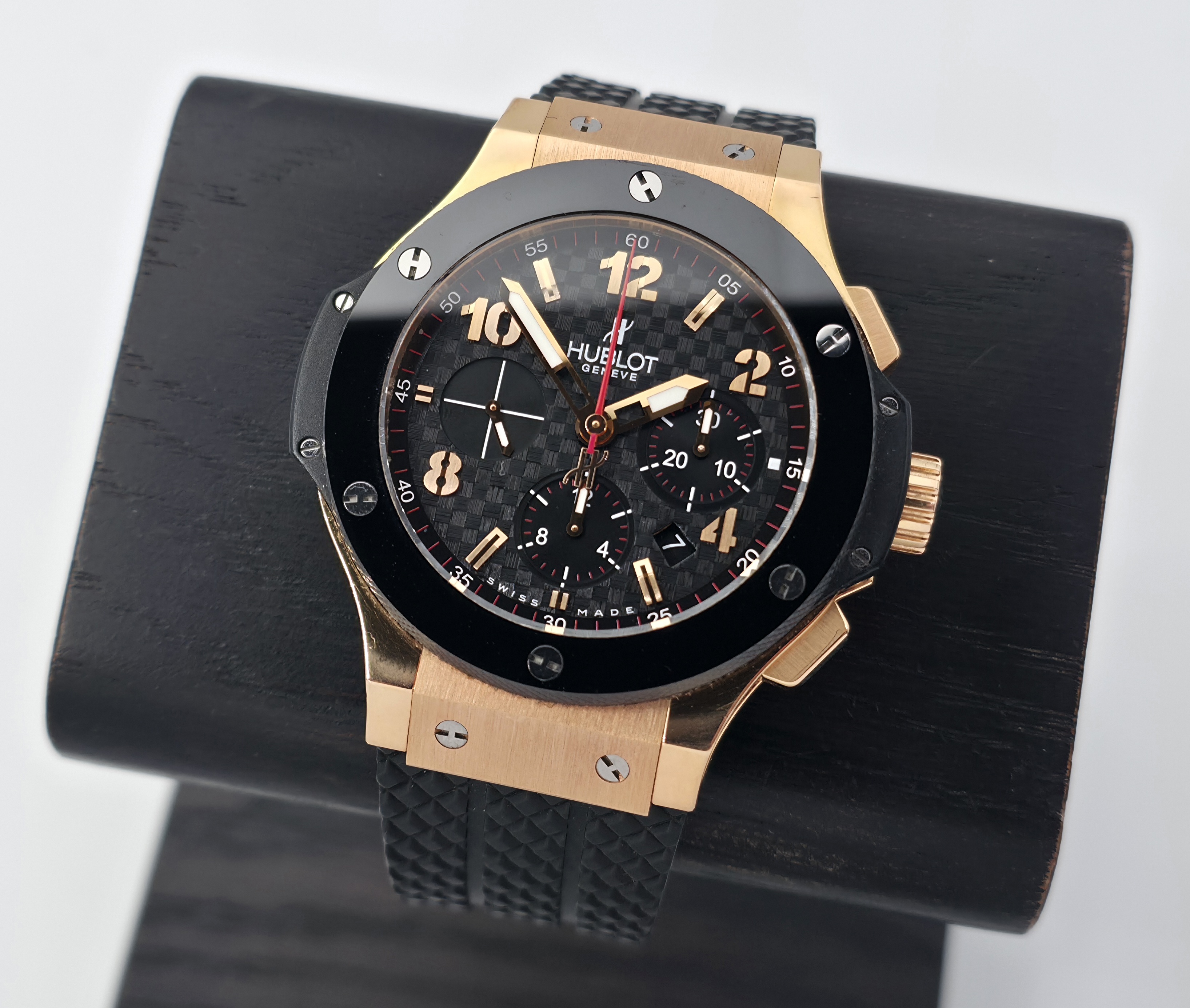 Hublot Big Bang 44 18k Gold / Ceramic
