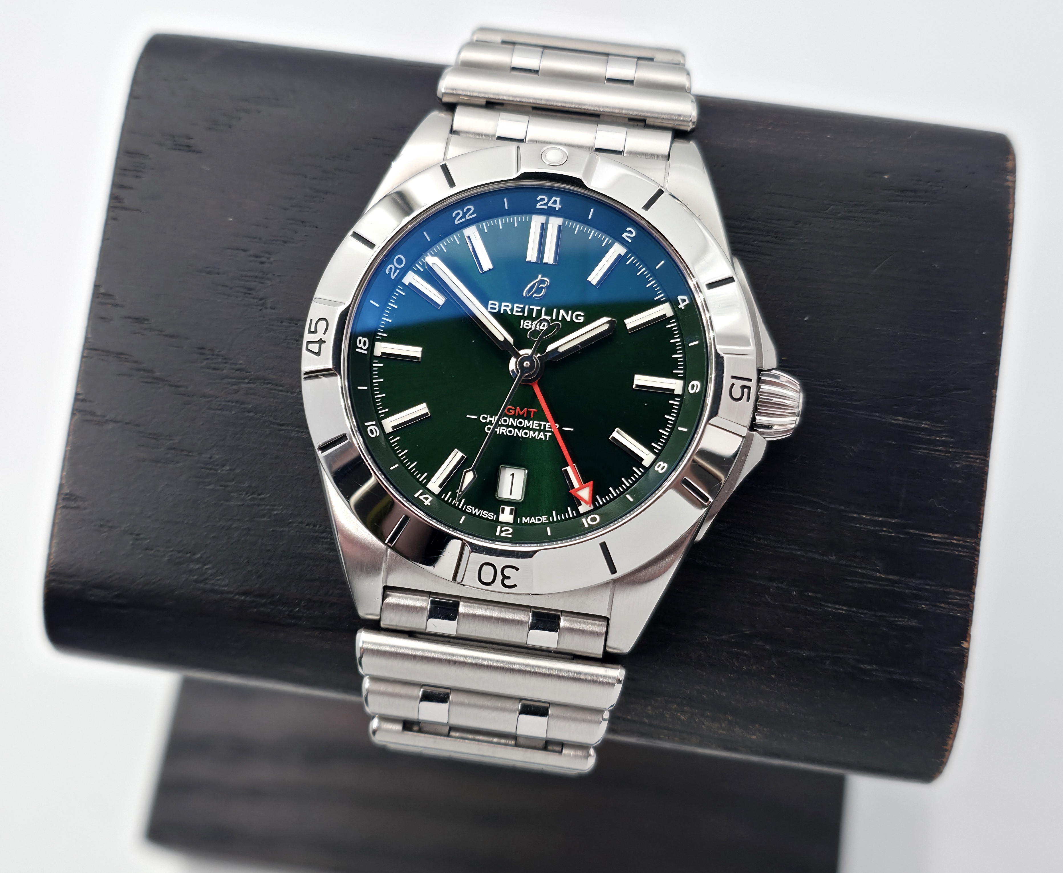 Breitling Chronomat GMT 40mm Green (01/2023)