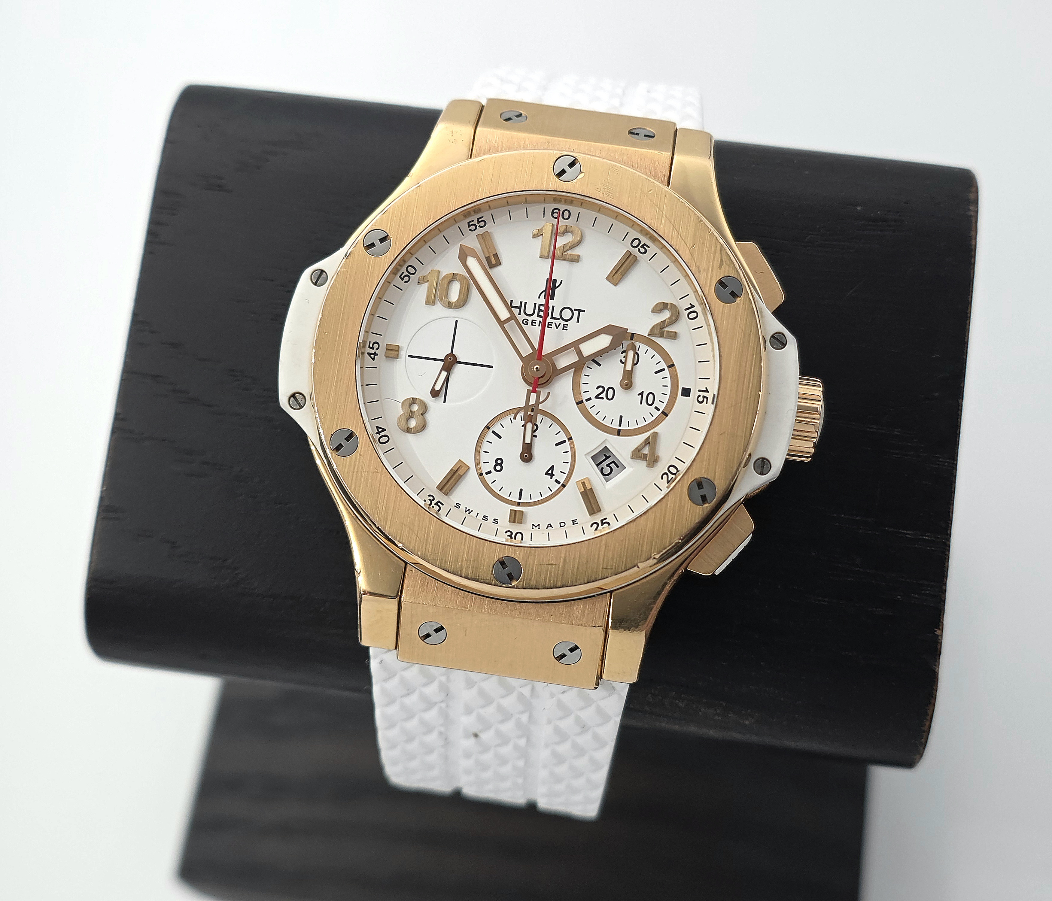 Hublot Big Bang 18k Gold, White 44mm 