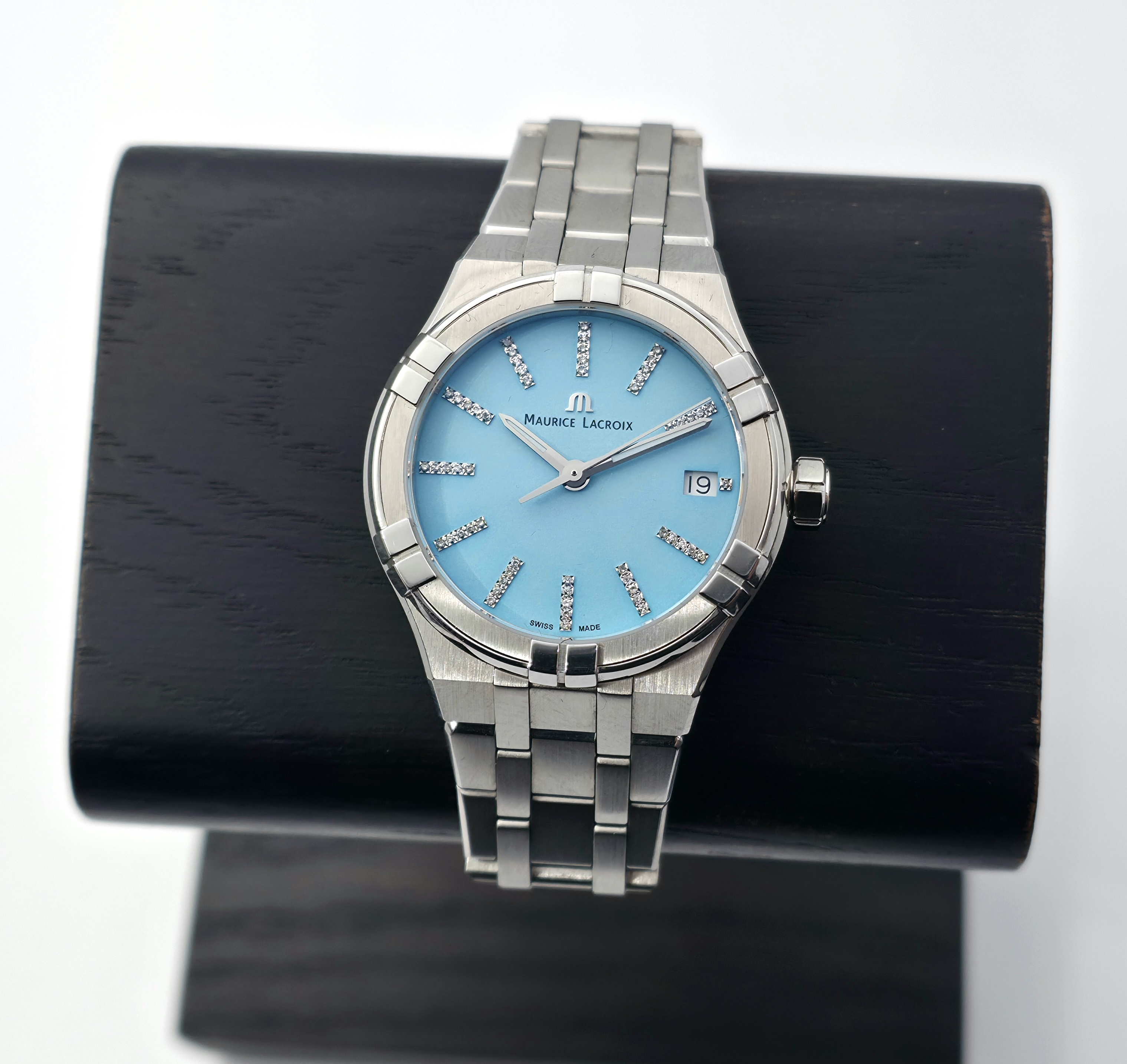Maurice Lacroix Aikon Turquoise Diamonds 35mm (02/2026)
