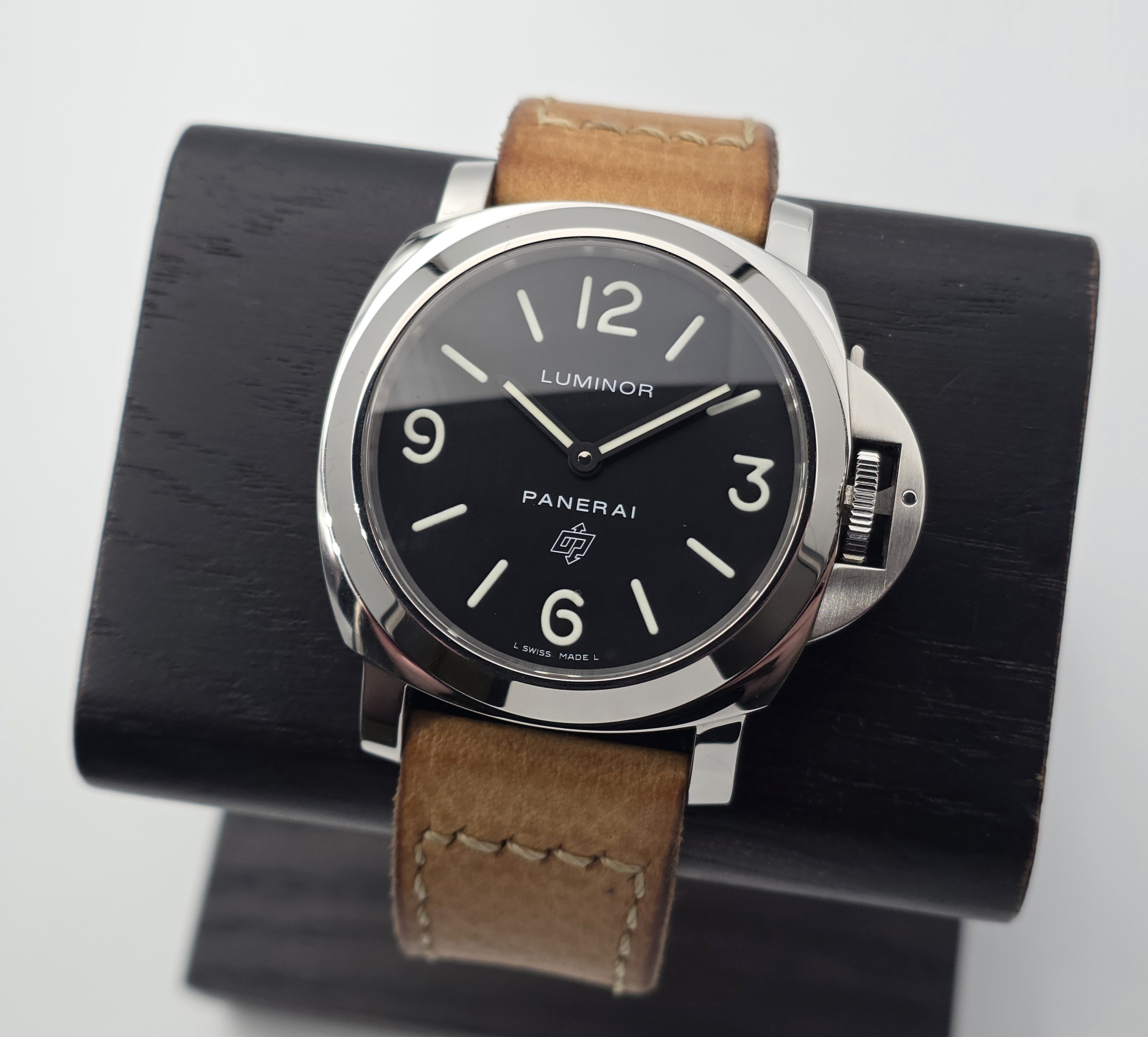 Panerai Luminor Marina 44mm Base Logo, PAM00000
