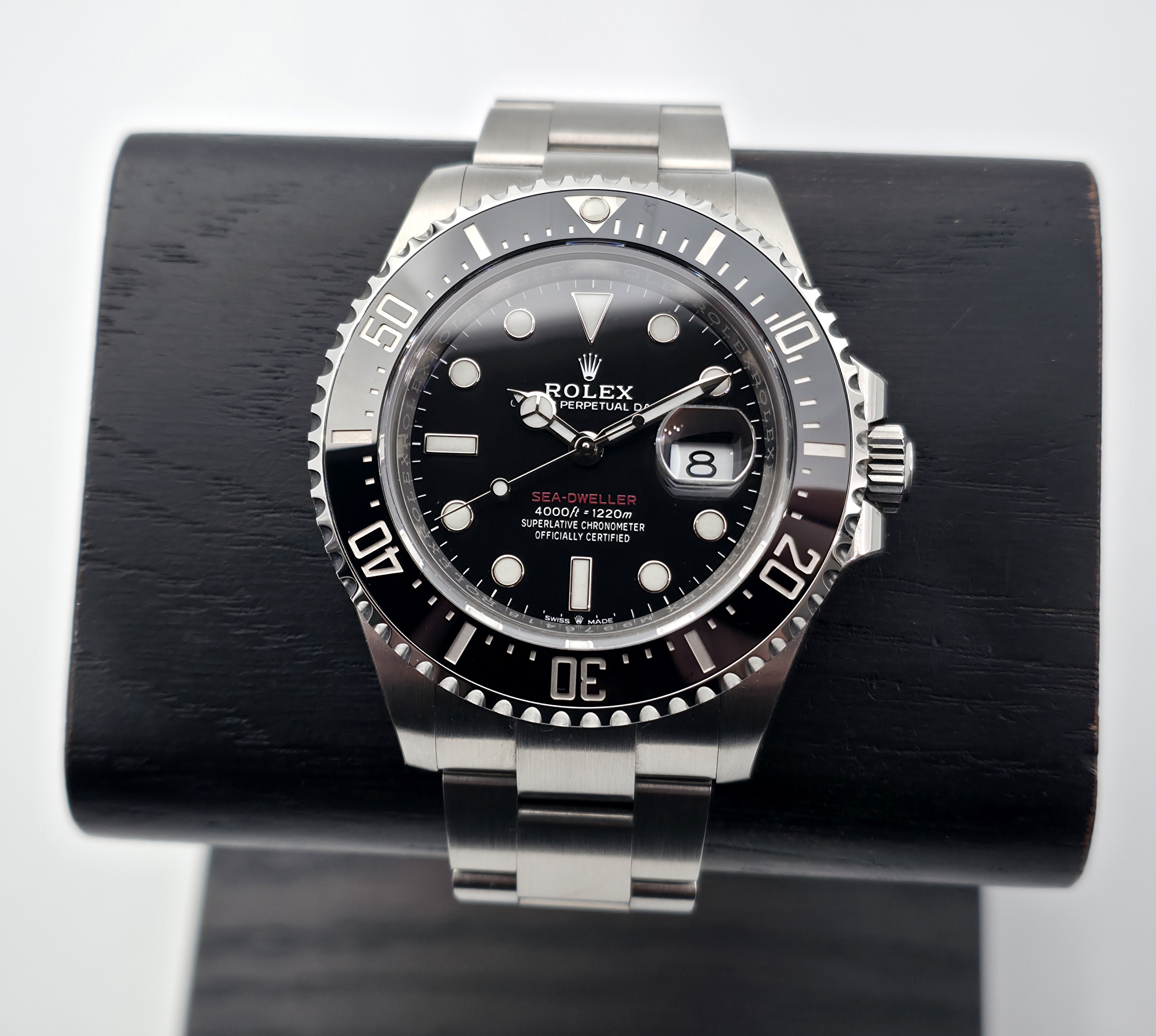Rolex Sea-Dweller "Red" 43mm (06/2020), *Käyttämätön