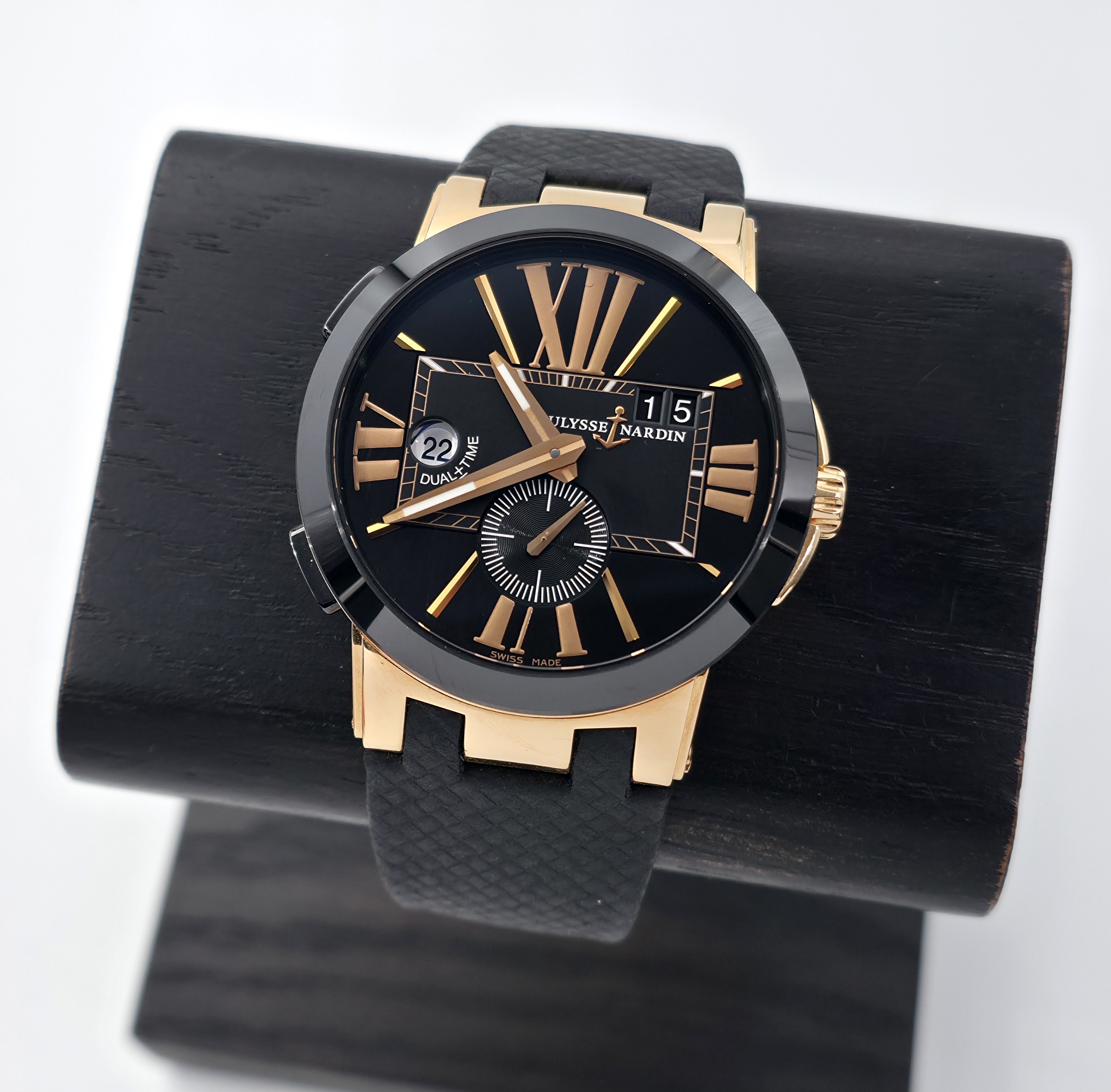 Ulysse Nardin Executive Dual Time 18k Gold 43mm