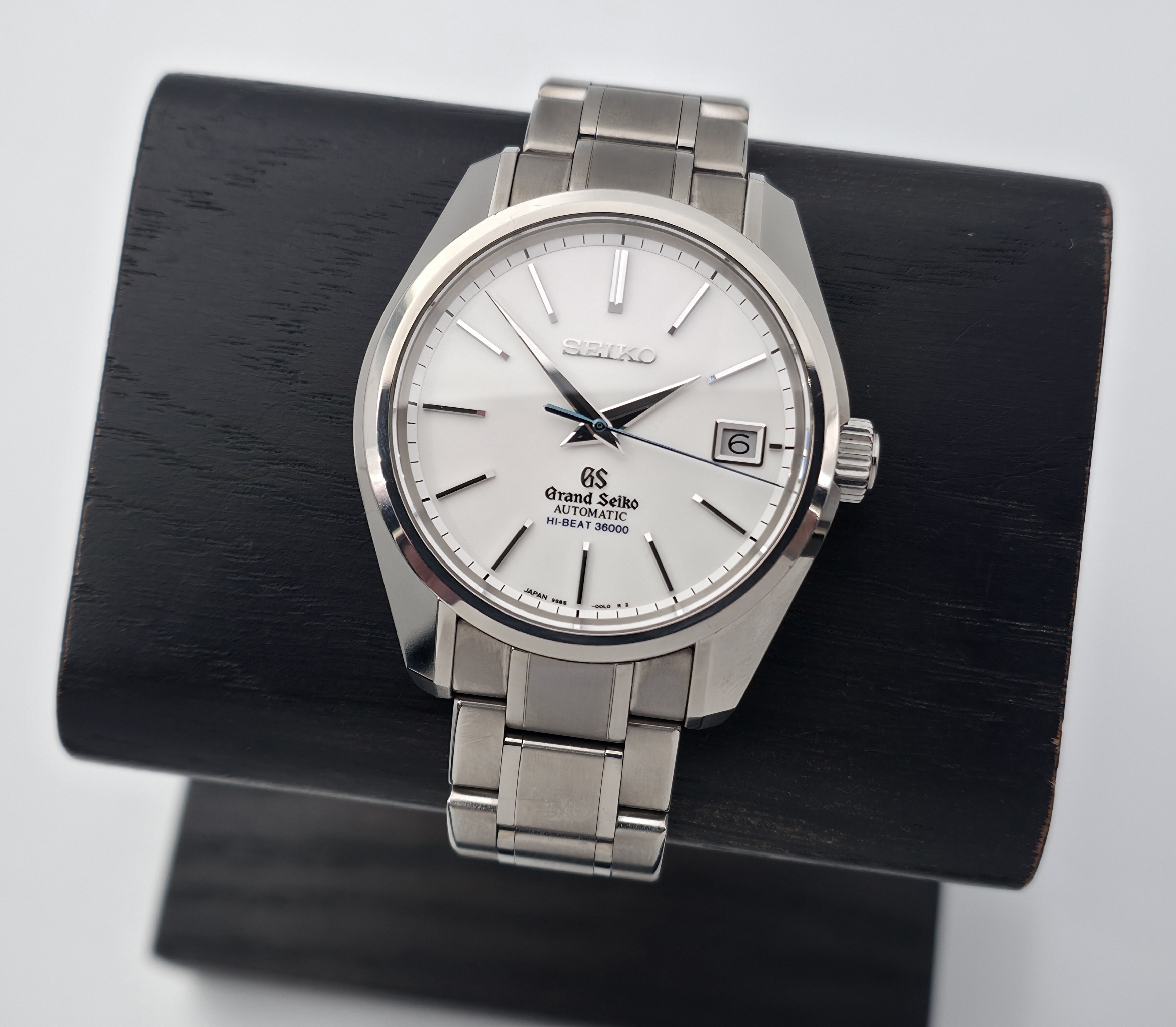 Grand Seiko Hi-Beat 36000 Automatic Titanium 40mm