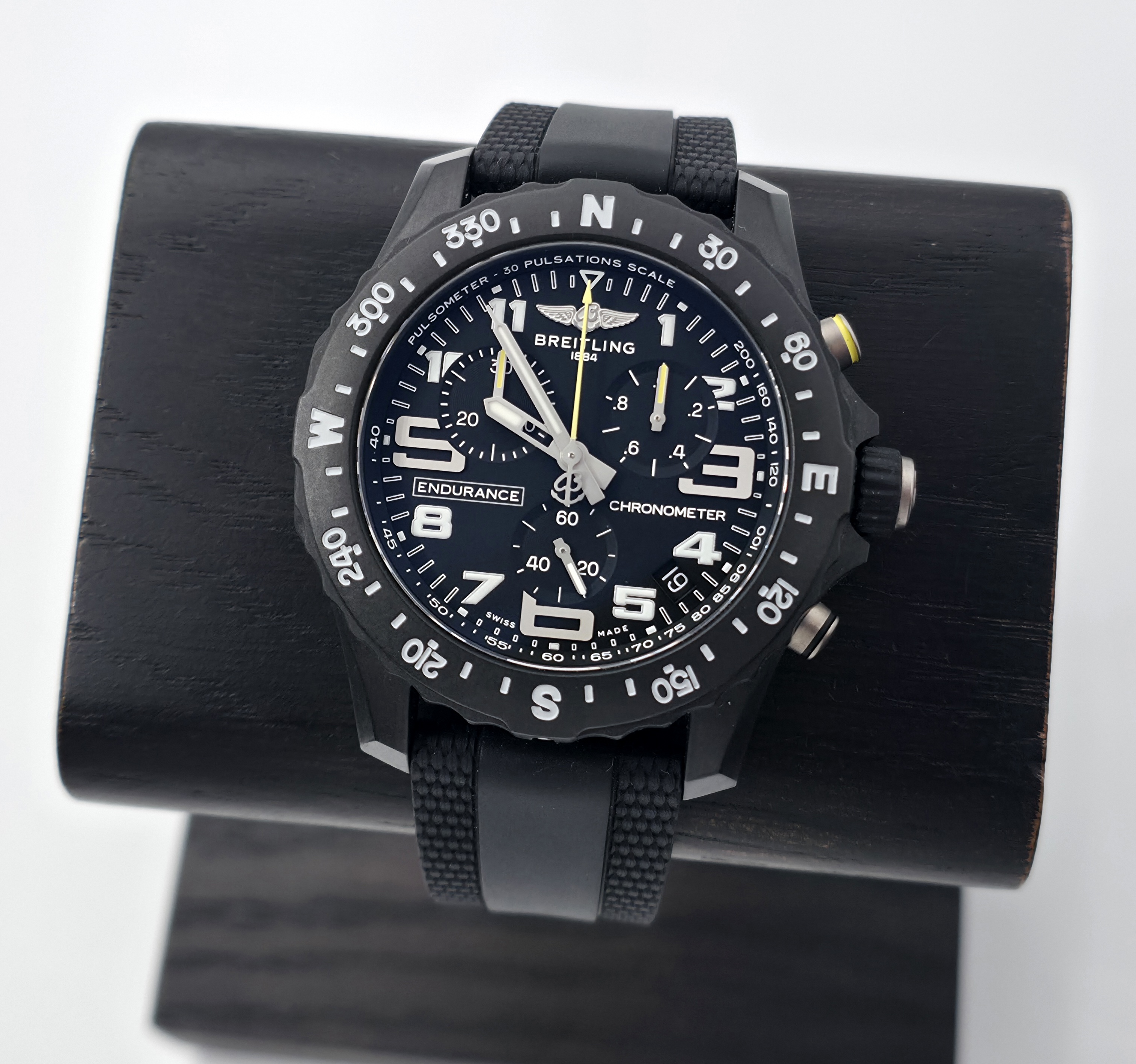 Breitling Endurance Pro 44mm Black (11/2025)