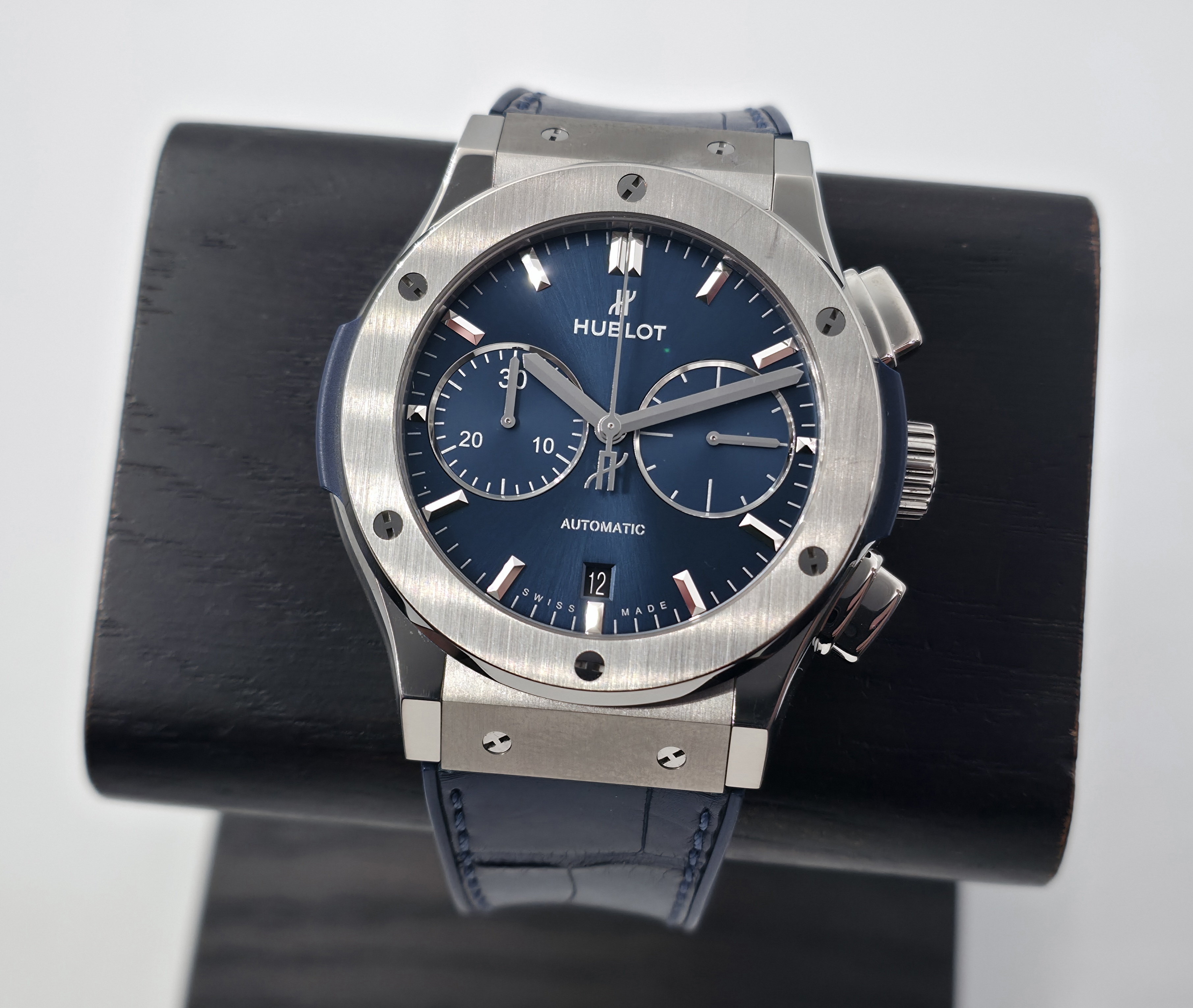 Hublot Classic Fusion Chronograph Titanium Blue 45mm (10/2021)