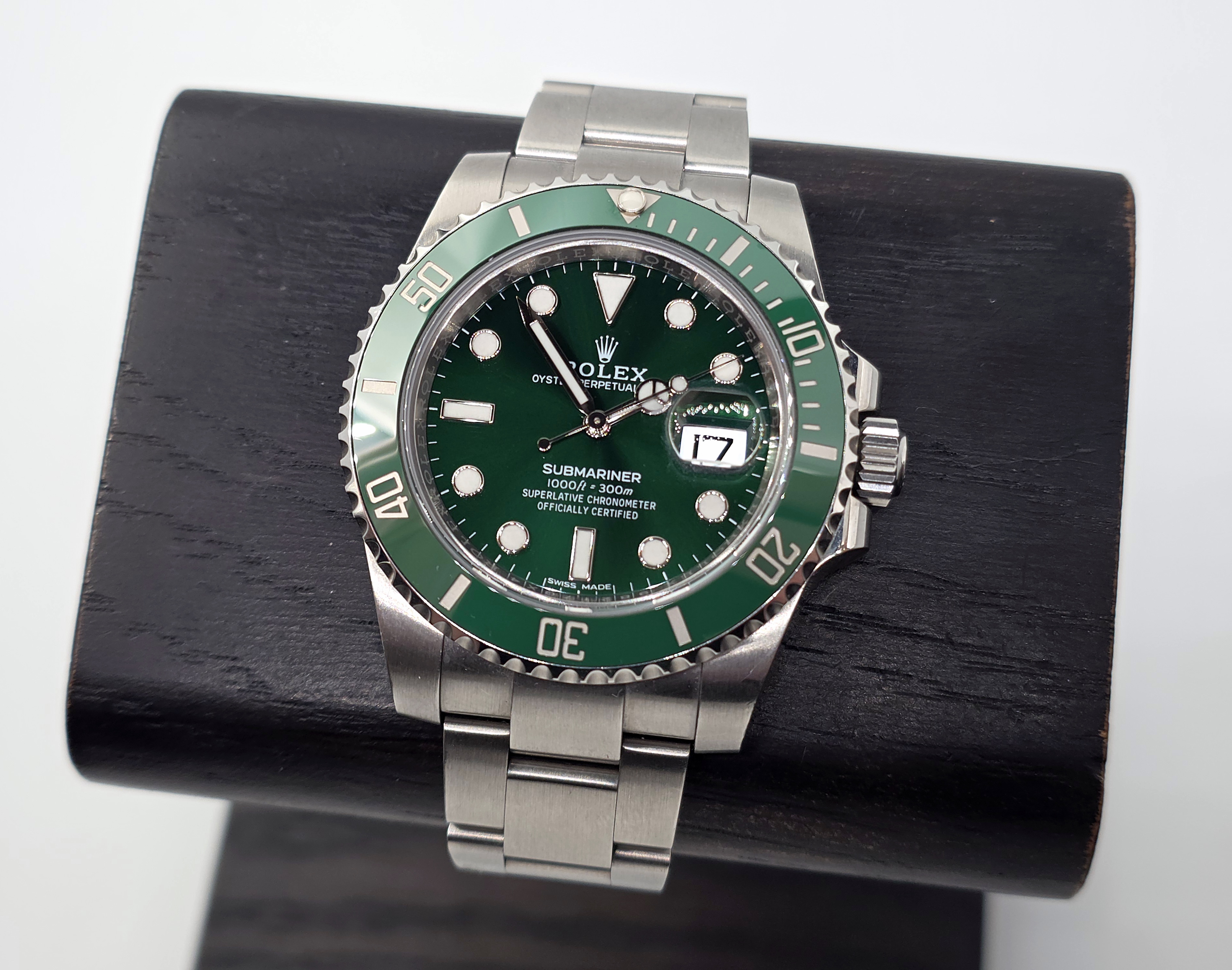 Rolex Submariner, 116610LV "Hulk" (06/2016)