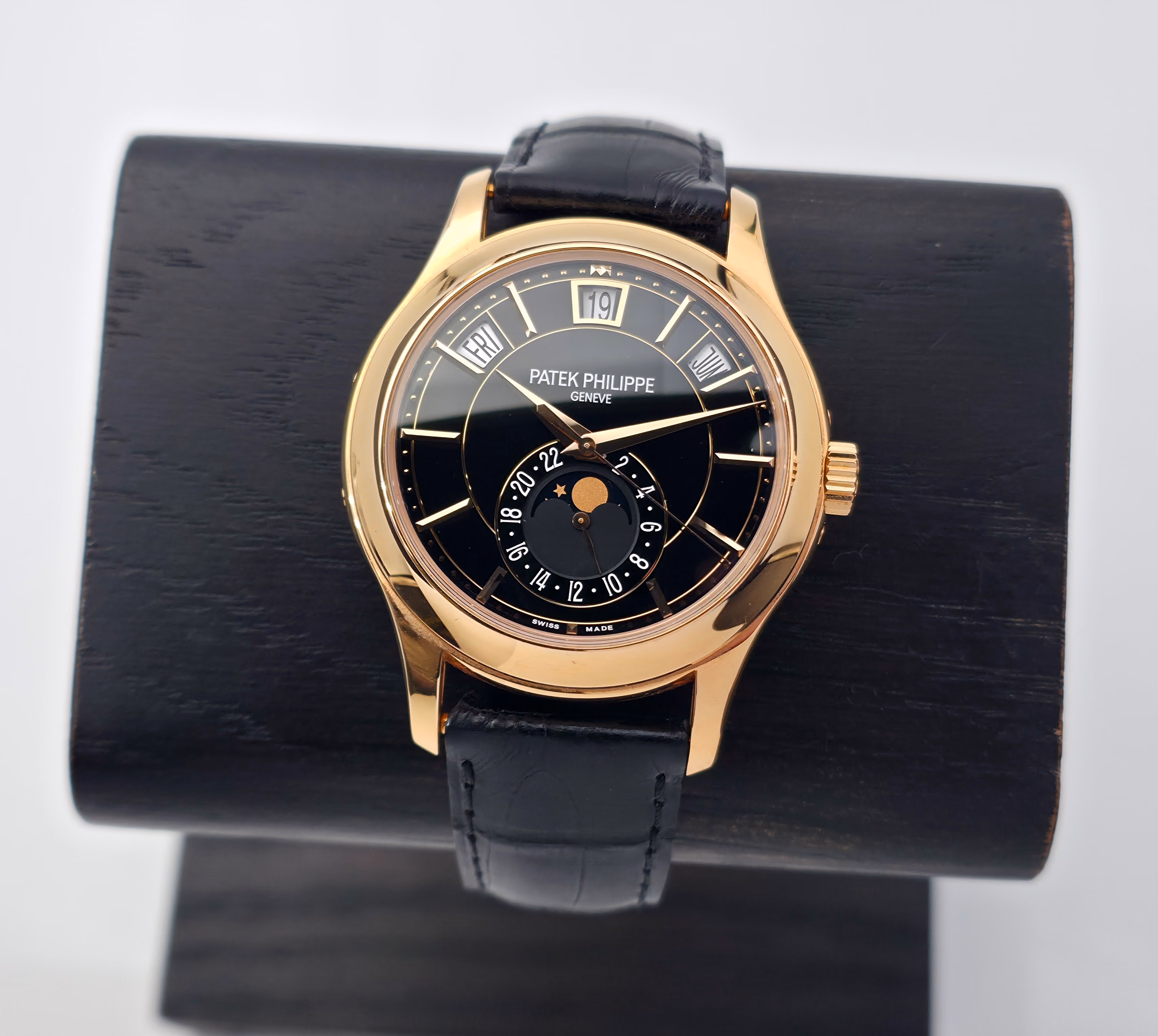 Patek Philippe Annual Calendar 40mm Rose Gold, 5205R