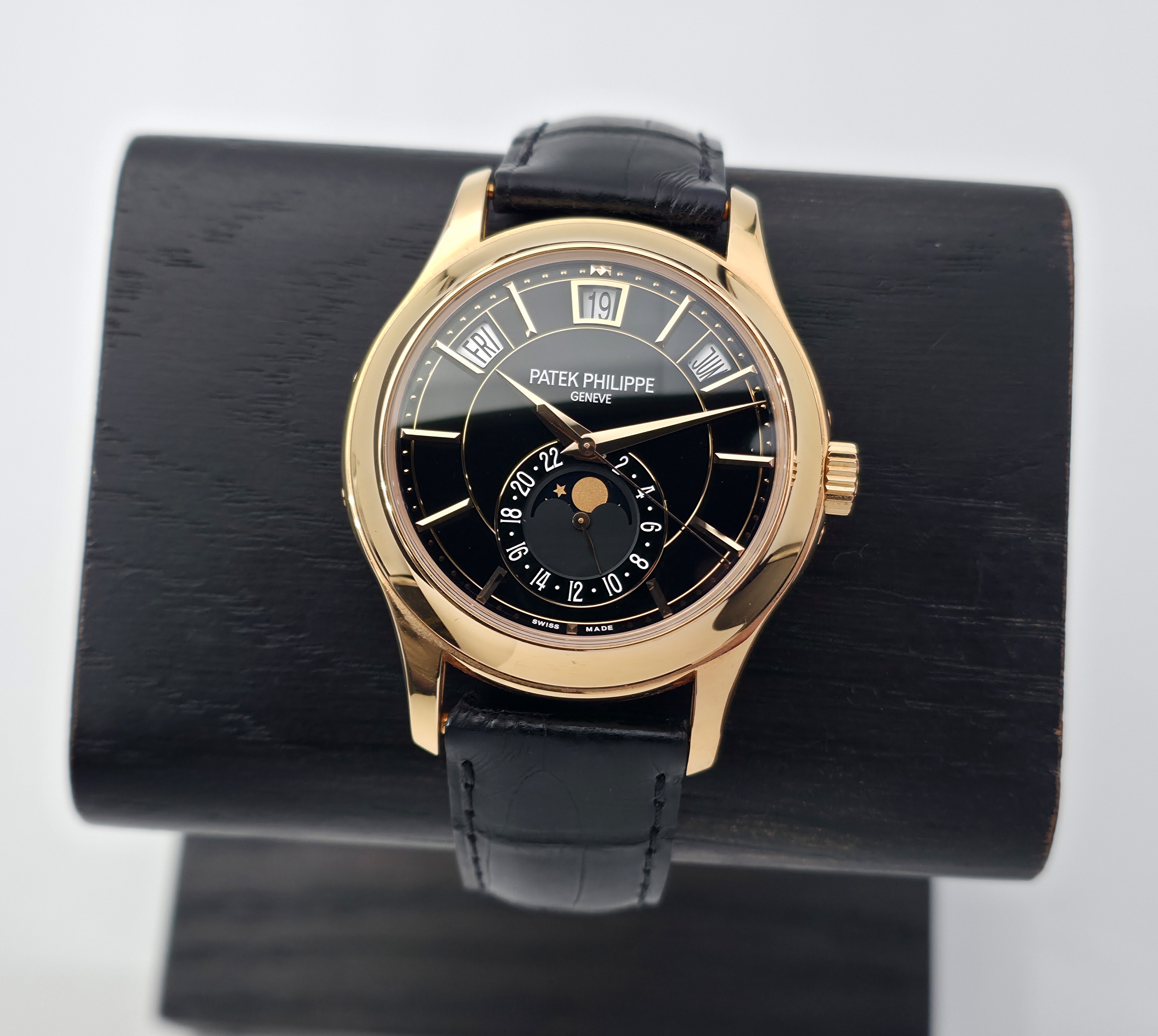 Patek Philippe Annual Calendar 40mm Rose Gold, 5205R
