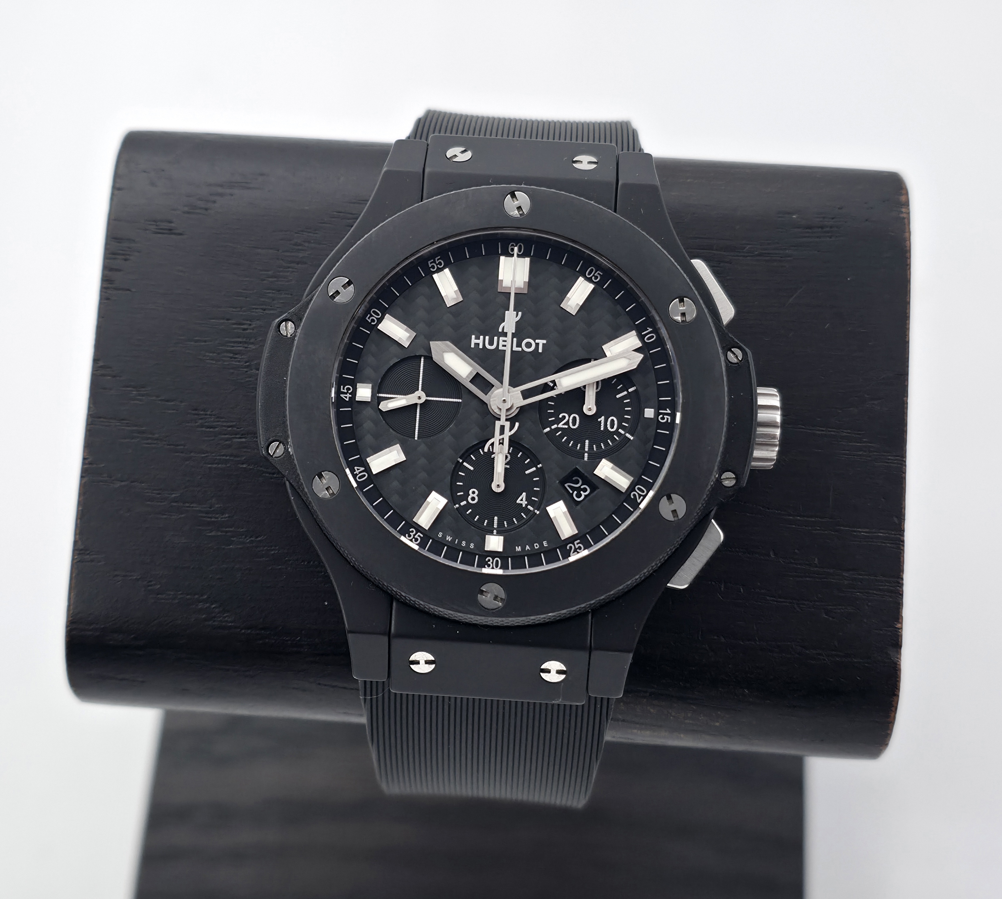 Hublot Big Bang Black Magic Carbon Fiber 44mm