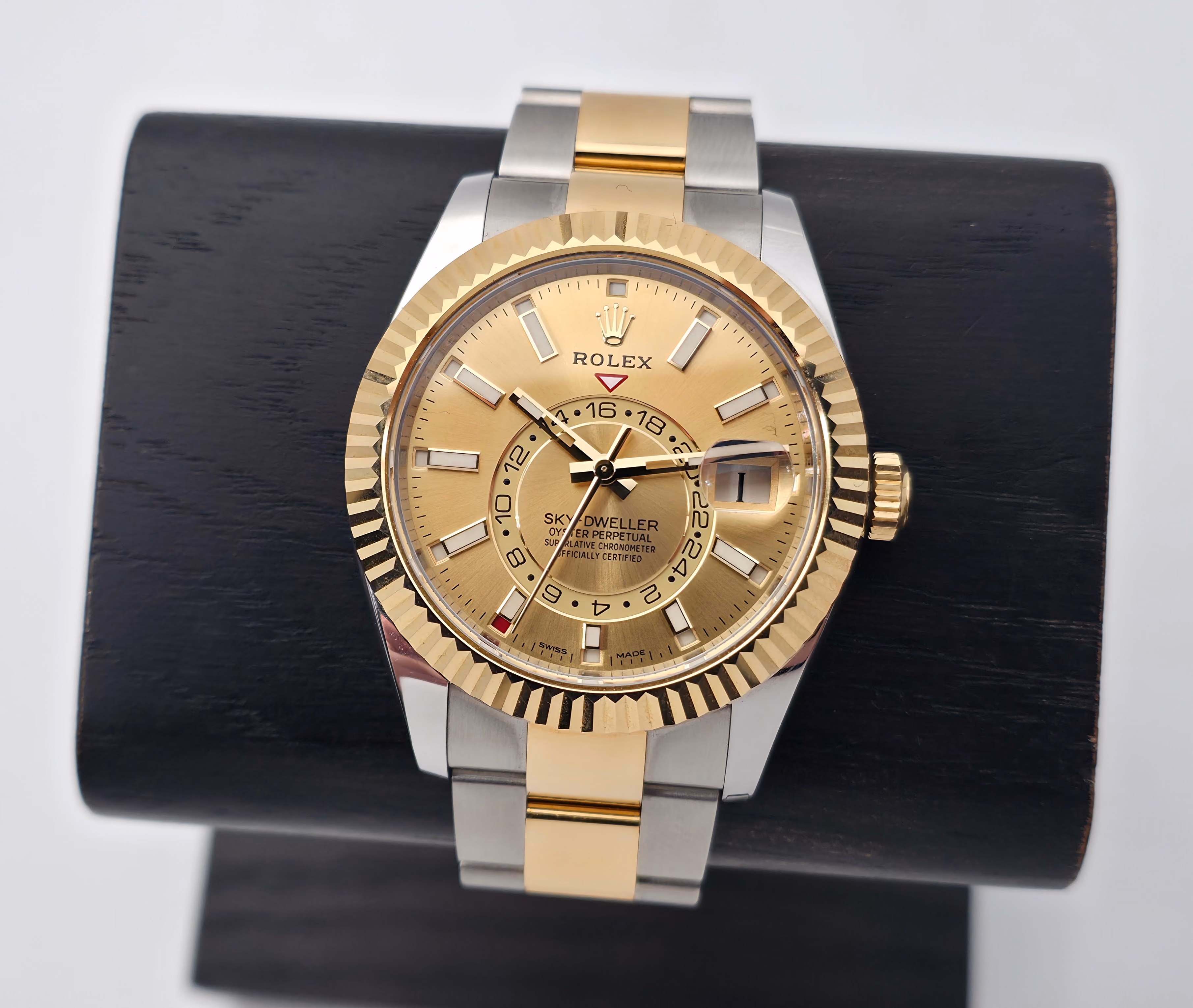 Rolex Sky-Dweller Steel/Gold 42mm (12/2022)
