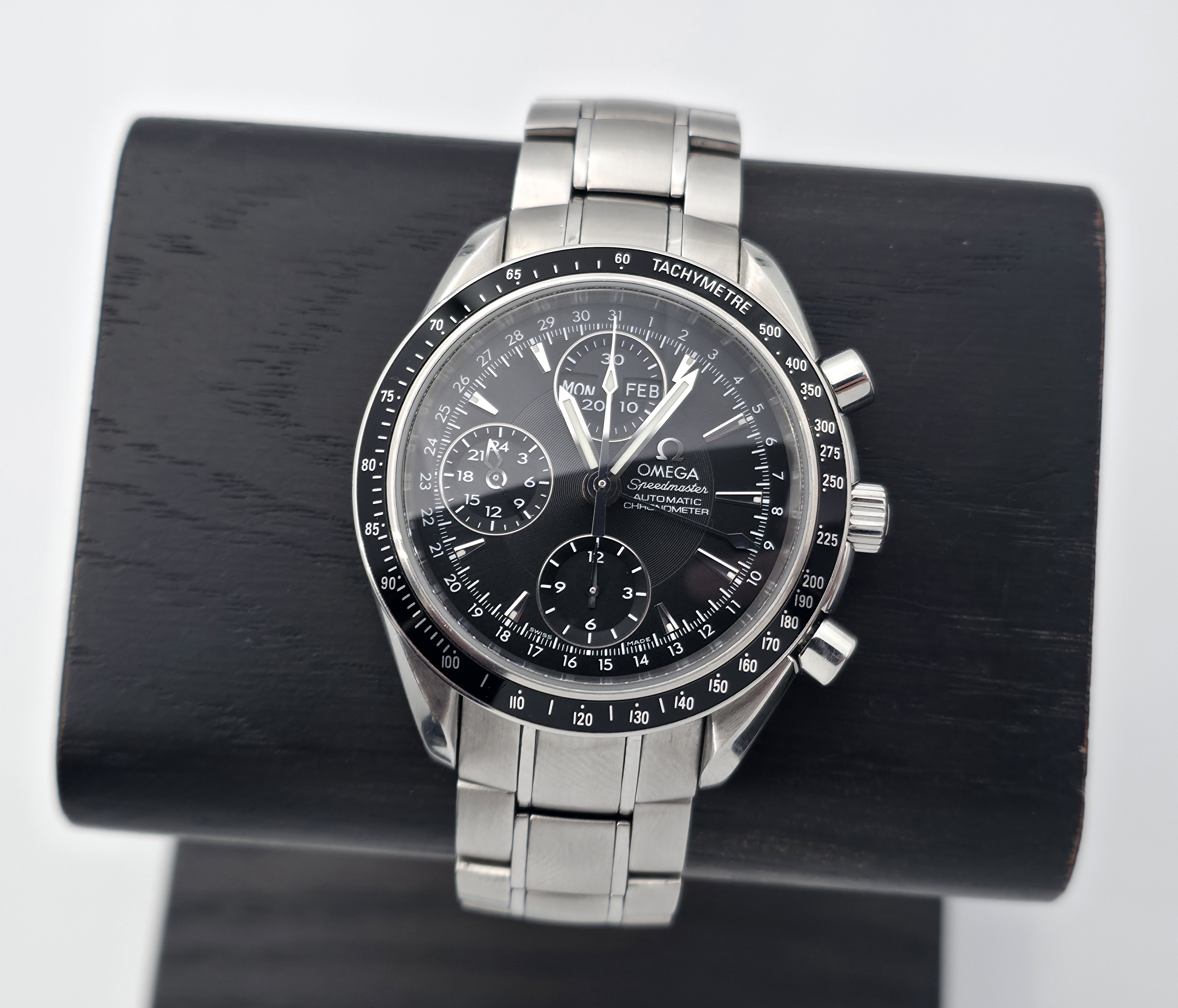 Omega Speedmaster Day Date 40mm (03/2012)