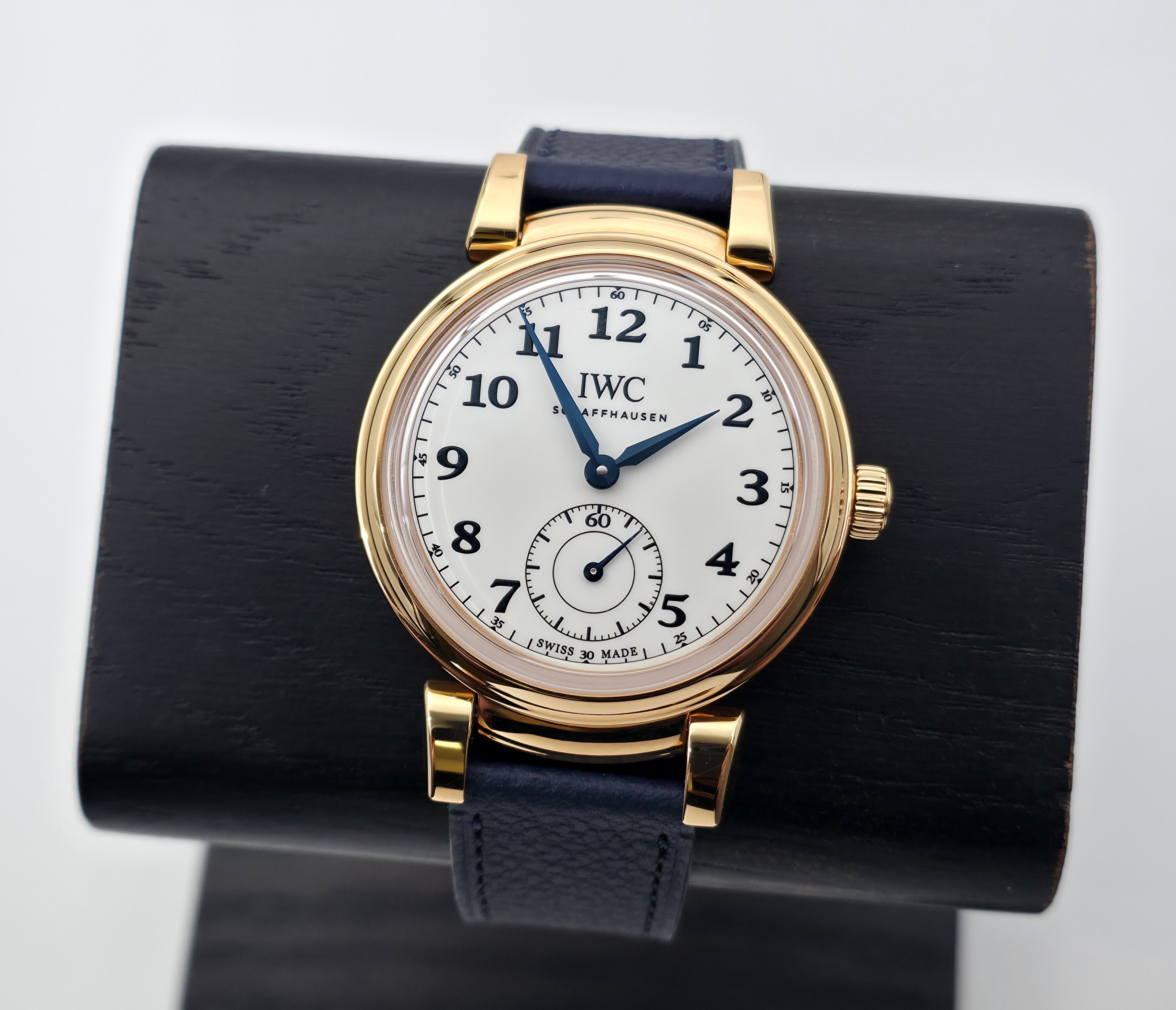 IWC Da Vinci Automatic Edition “150 Years” 18k Gold (11/2025)