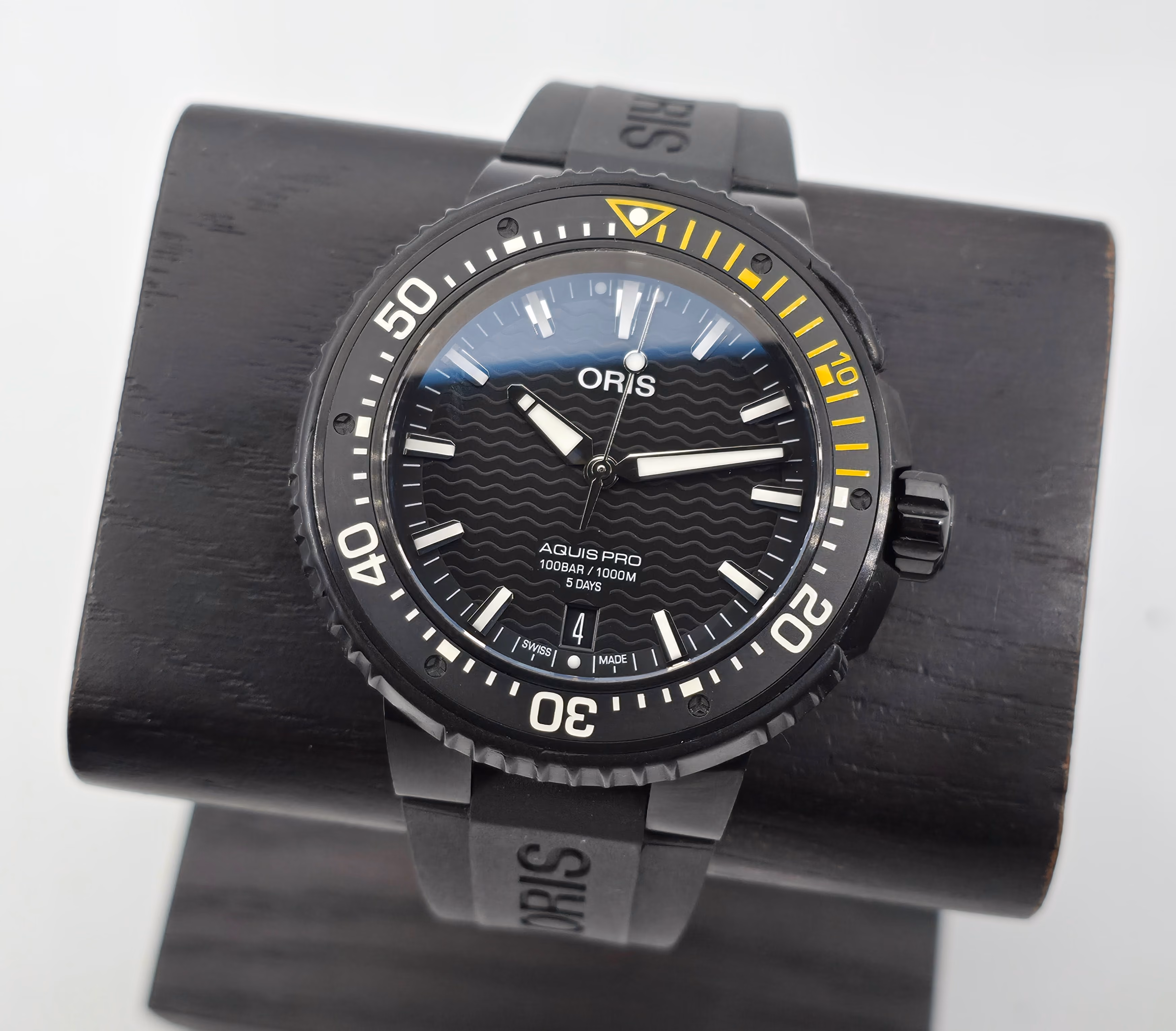 Oris AquisPro Date Cal 400 49.5mm (05/2021, 10v Takuu)