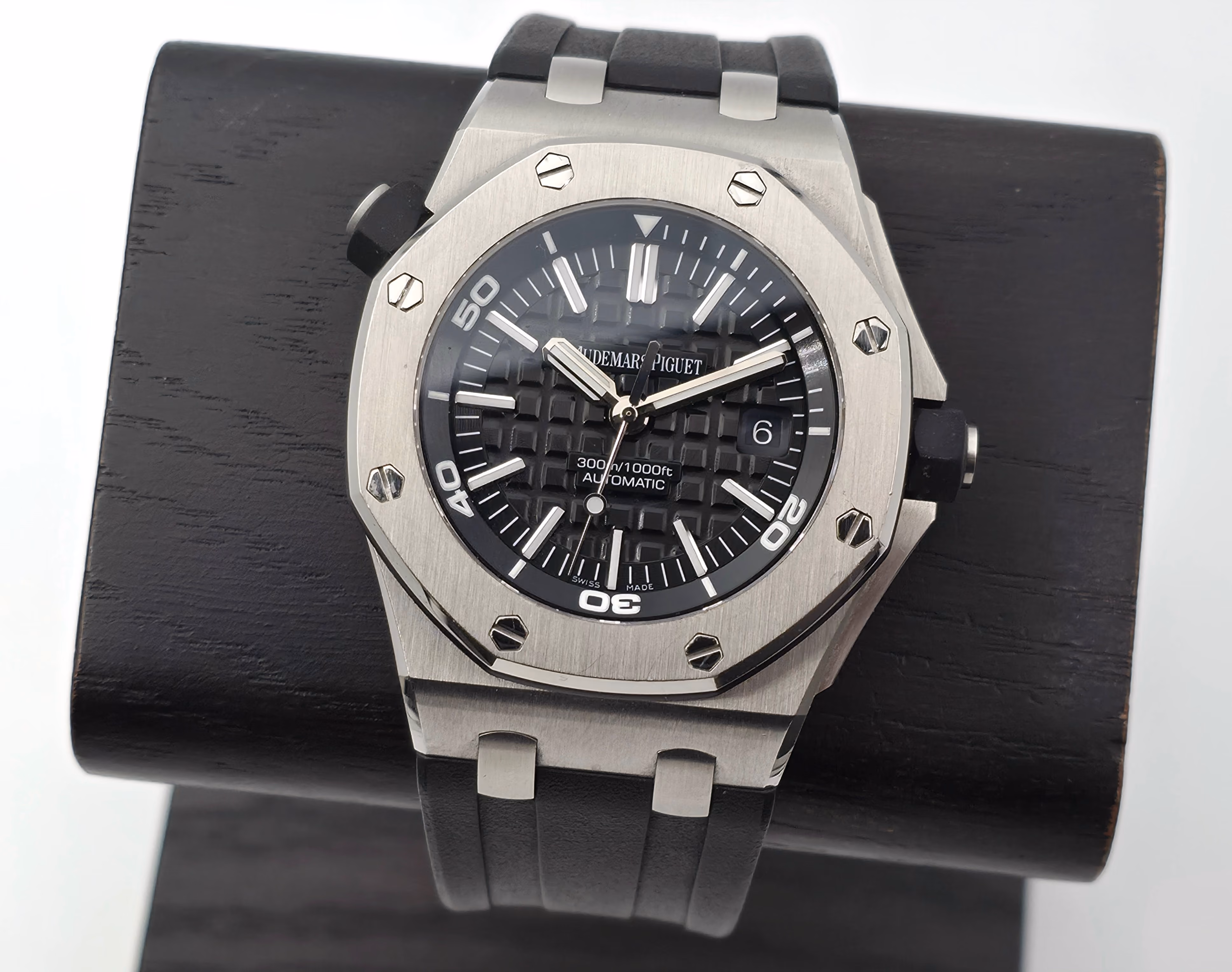Audemars Piguet Royal Oak Offshore Diver 42mm (03/2011, Huollettu 09/2019)