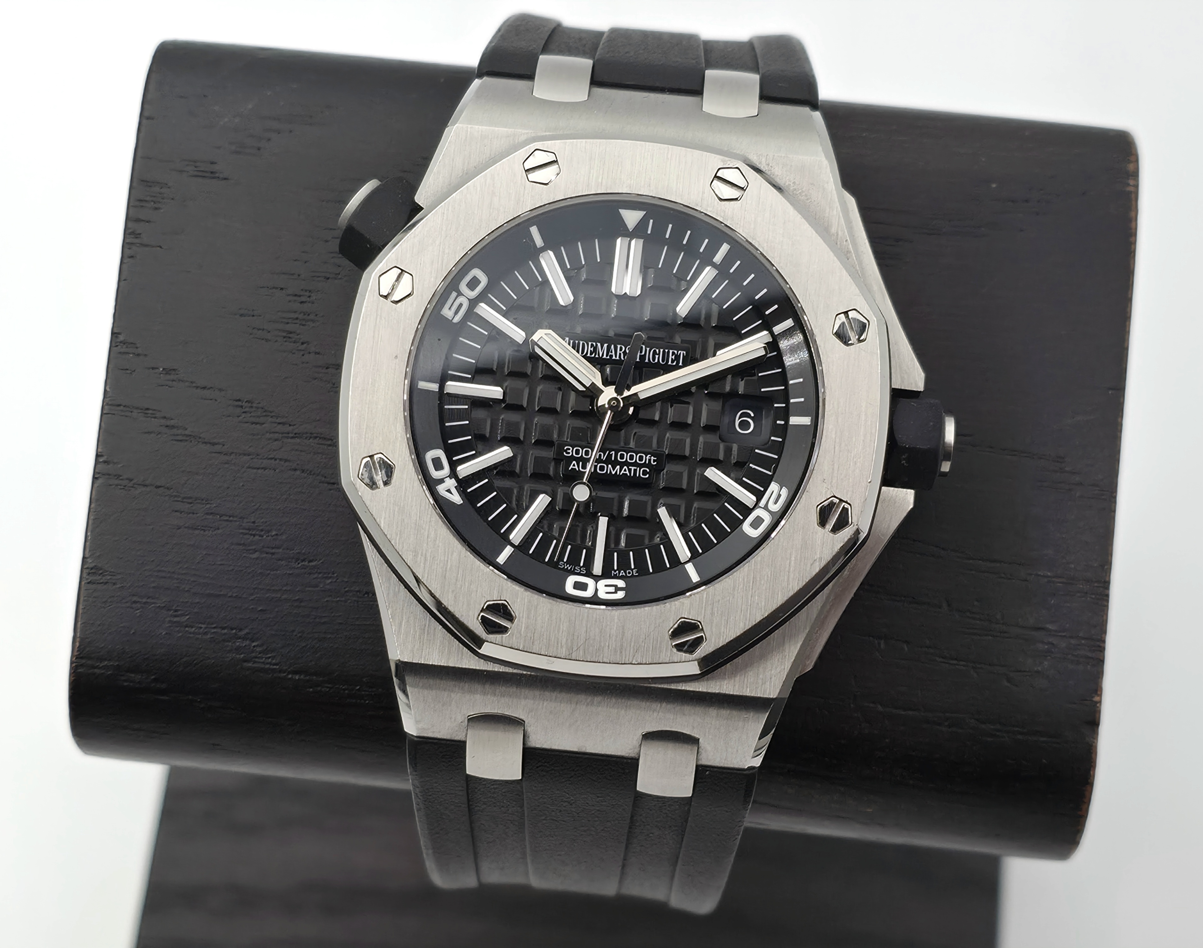 Audemars Piguet Royal Oak Offshore Diver 42mm (03/2011, Huollettu 09/2019)