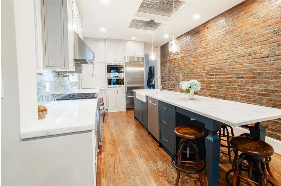 7 Kitchen Flooring Options: How to Select the Ideal Material