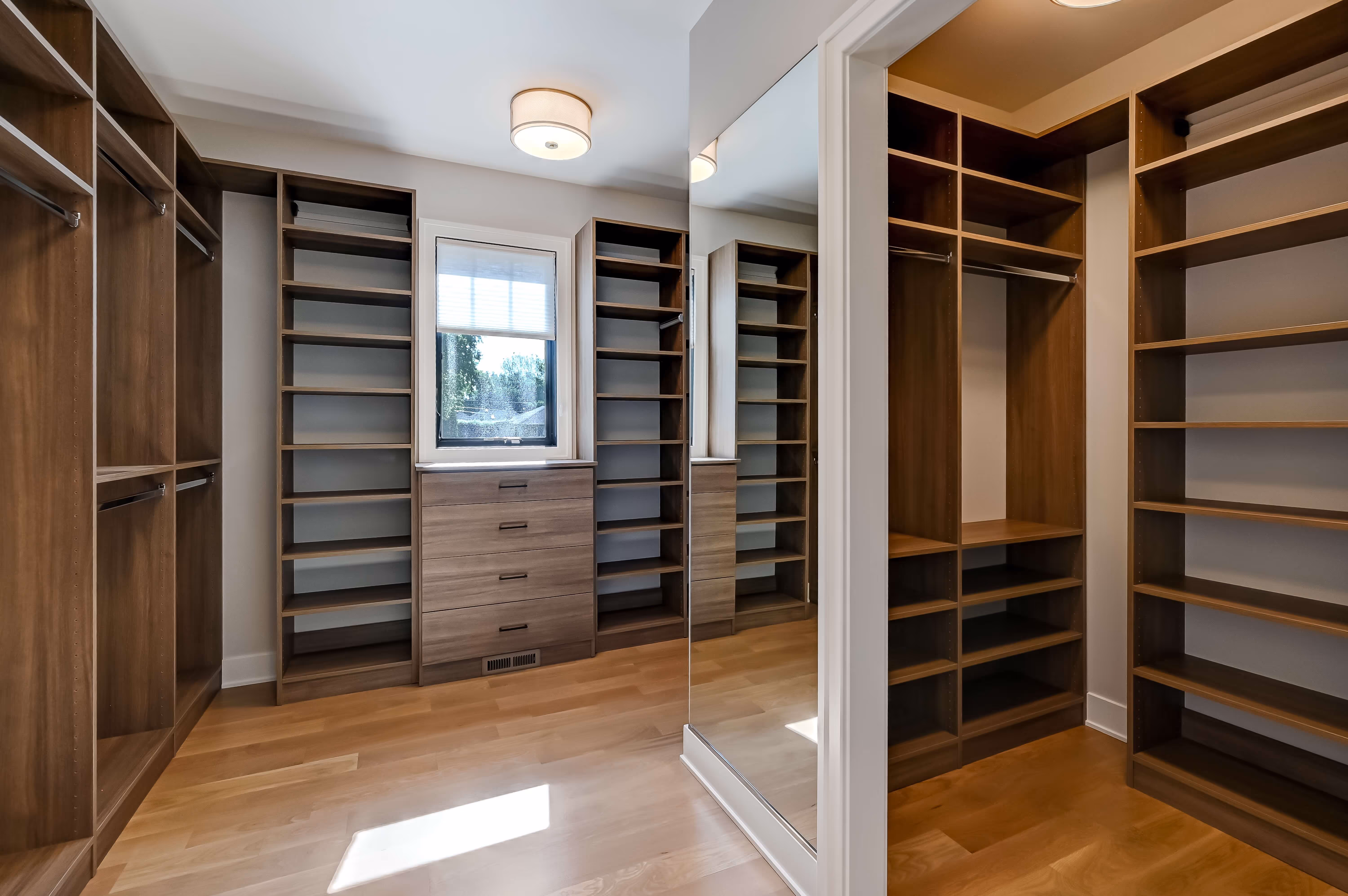 la-grange-highlands-custom-home-39